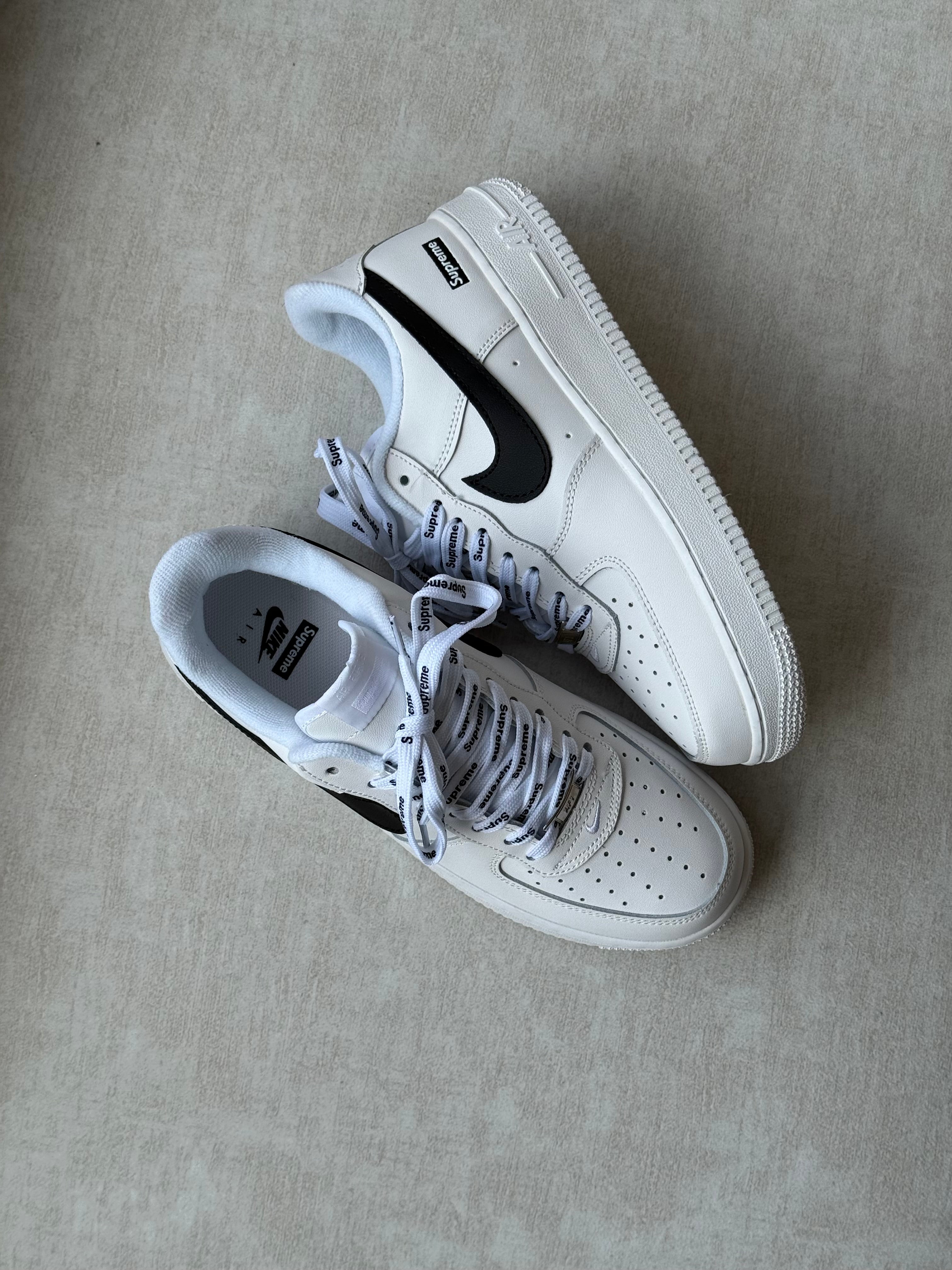 Nike Air Force 1 x Supreme “White/Black”