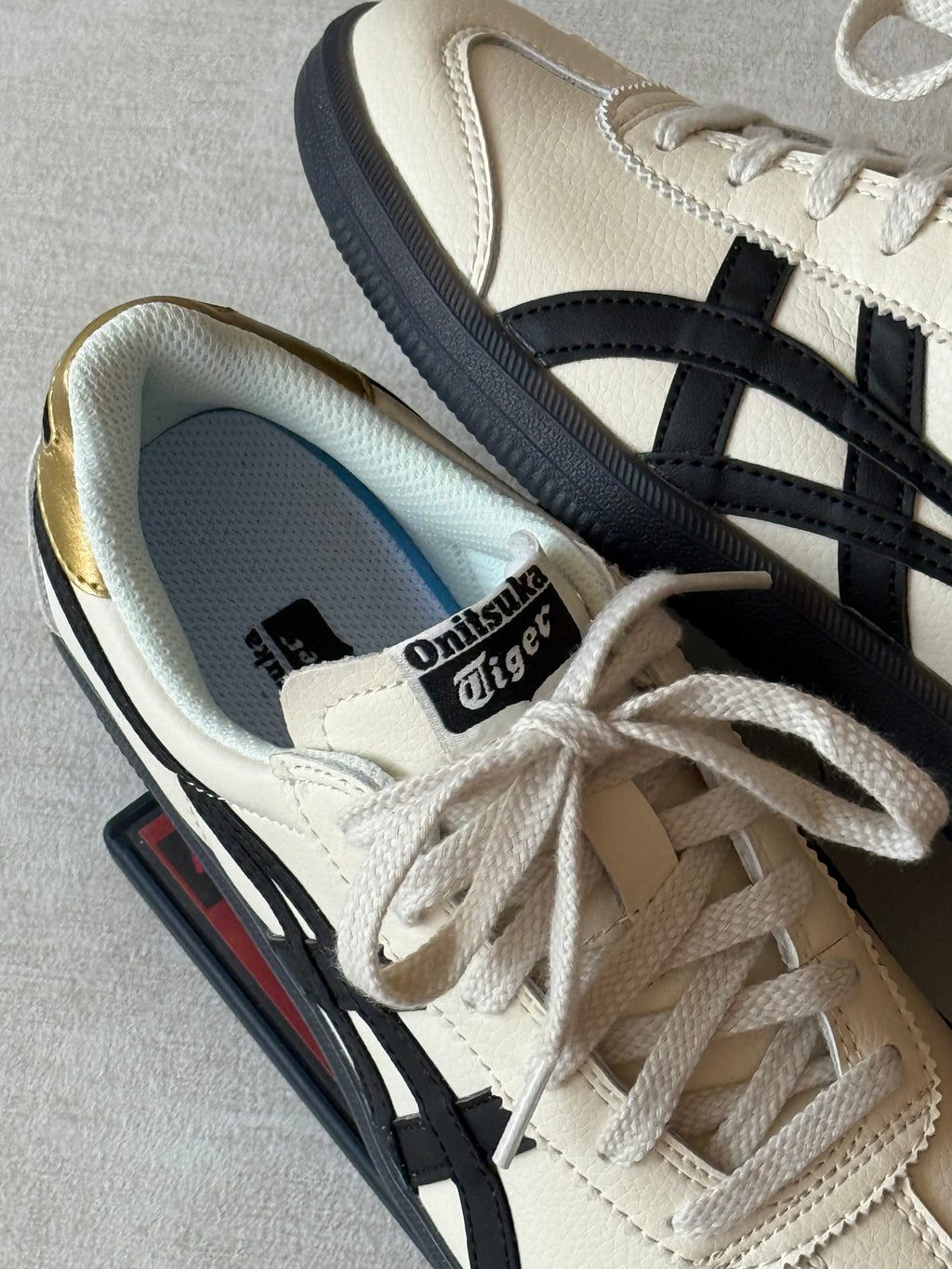 Onitsuka Tiger "Beige"