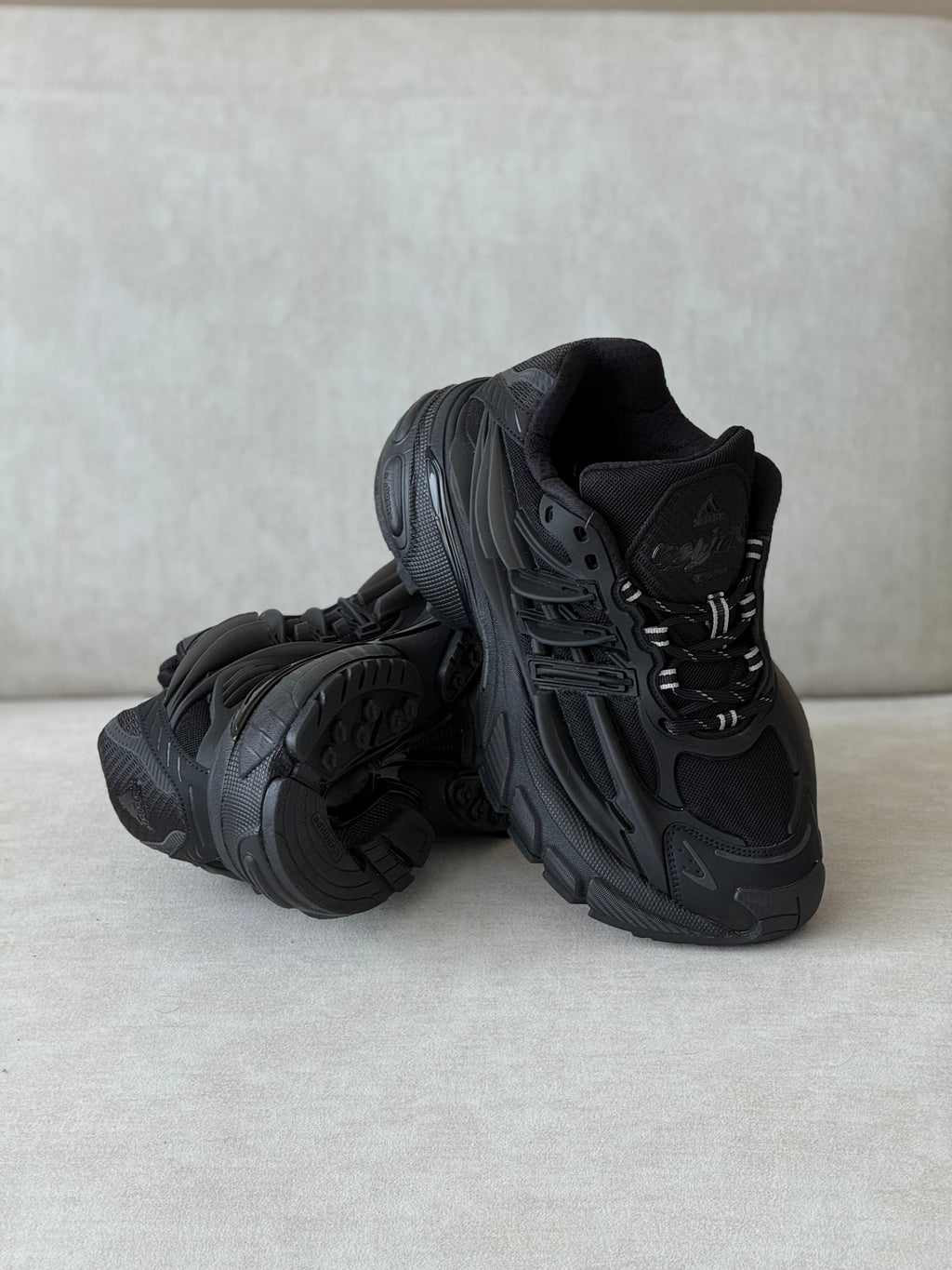 Adidas Jellyfish Pharrell Williams Triple Black