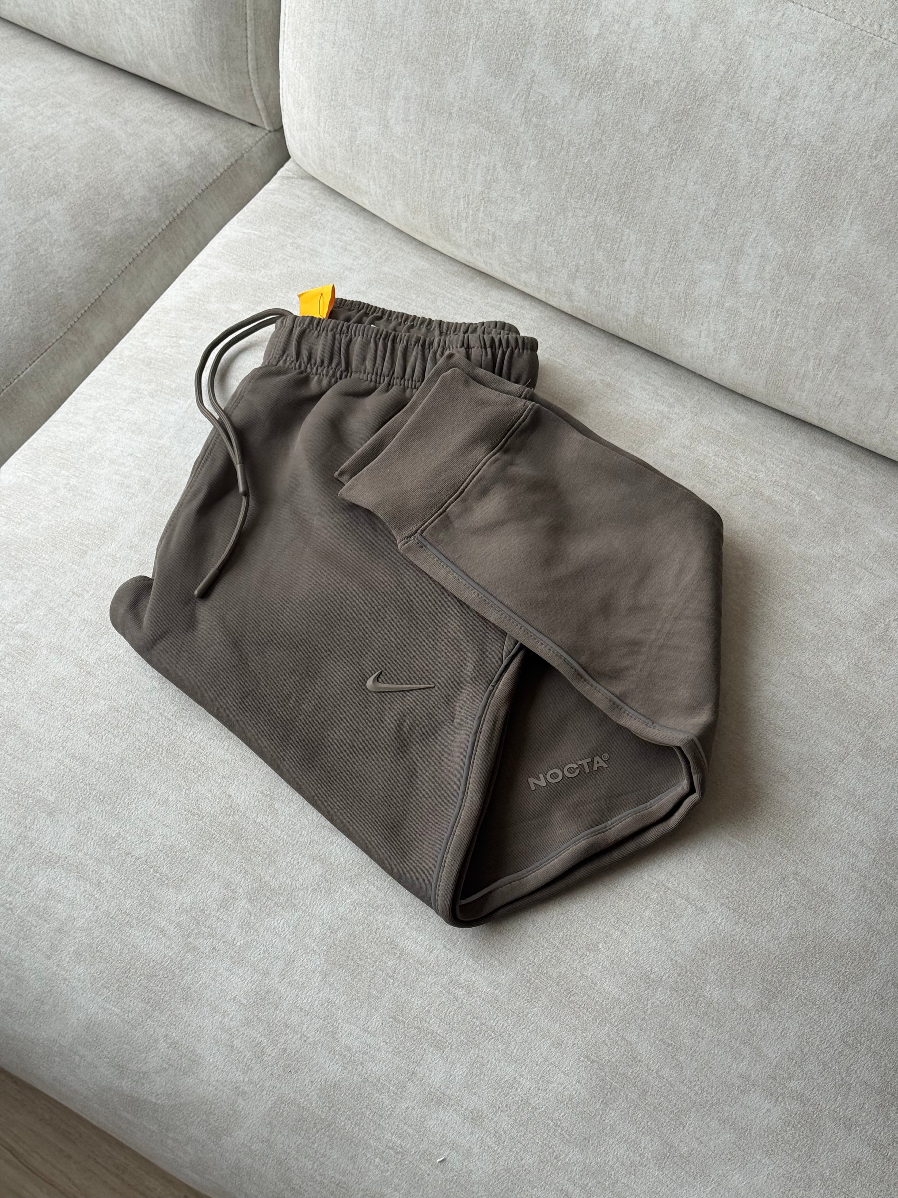 Sudadera Nike x NOCTA café