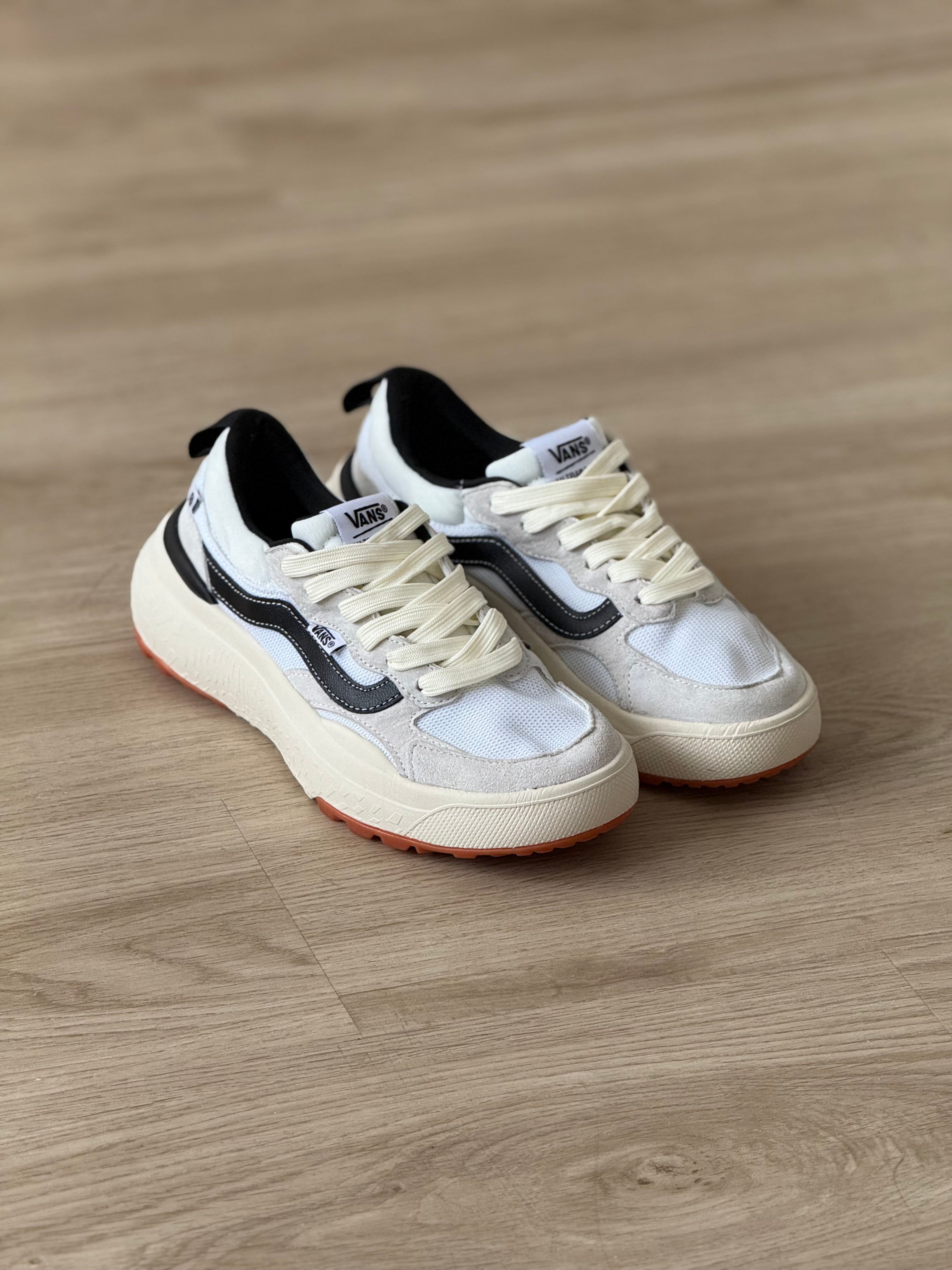 Vans Ultrarange “White”