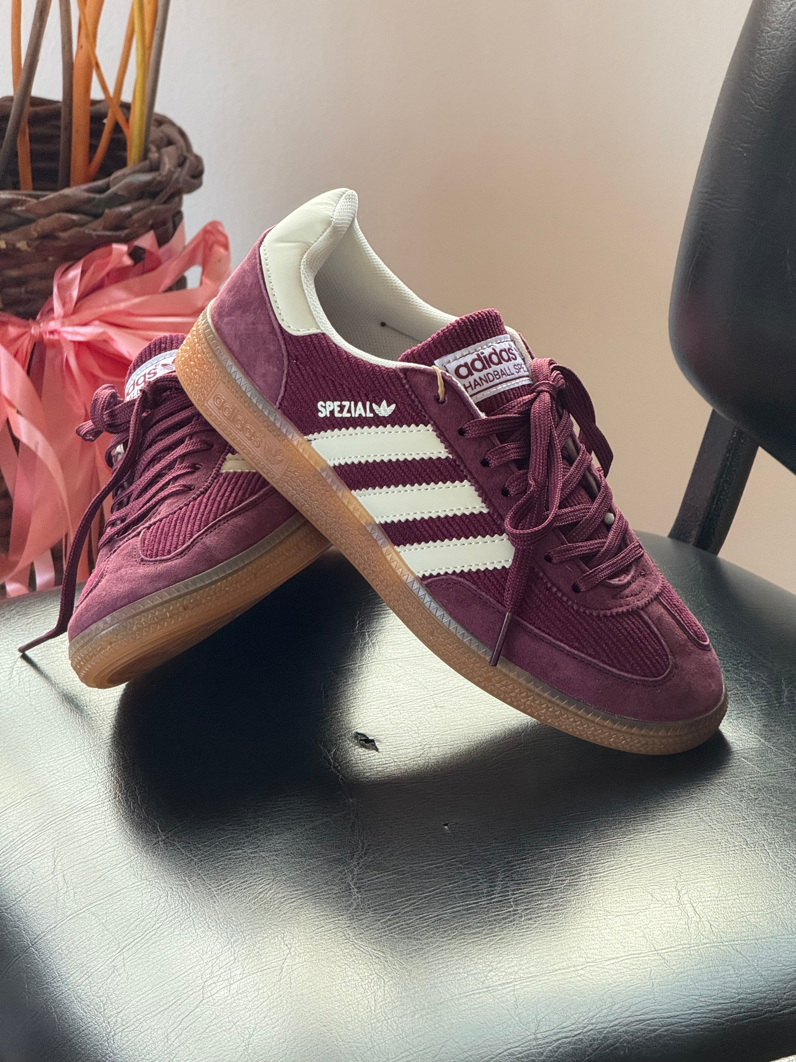 Adidas Spezial “Vinotinto”