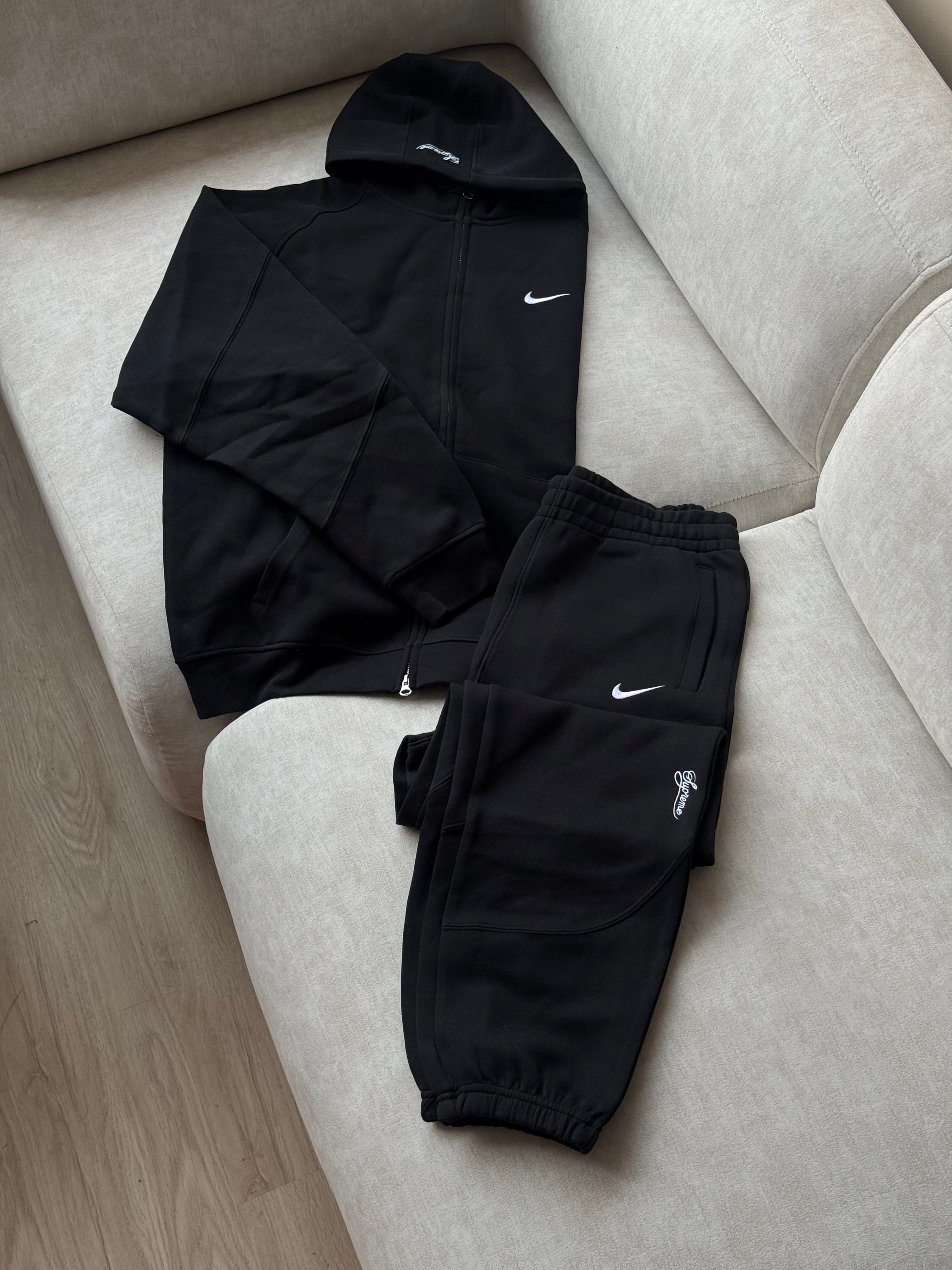 Sudadera Nike Air Max x Supreme