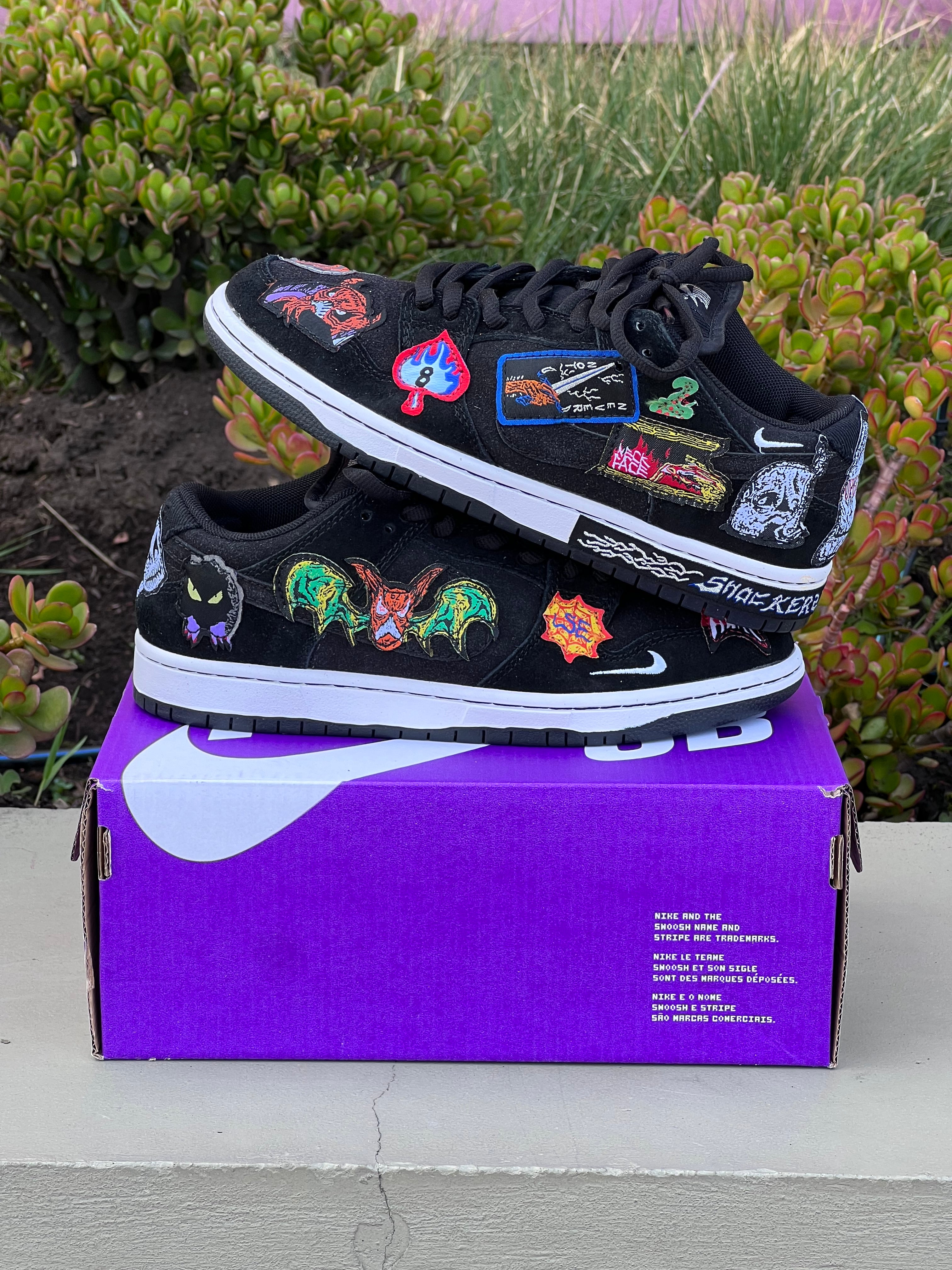 Nike SB dunk low “Neck Face”