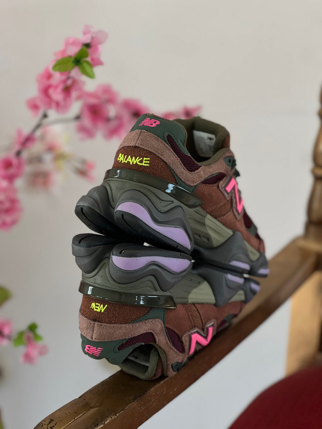 New Balance 9060 x Burgundy