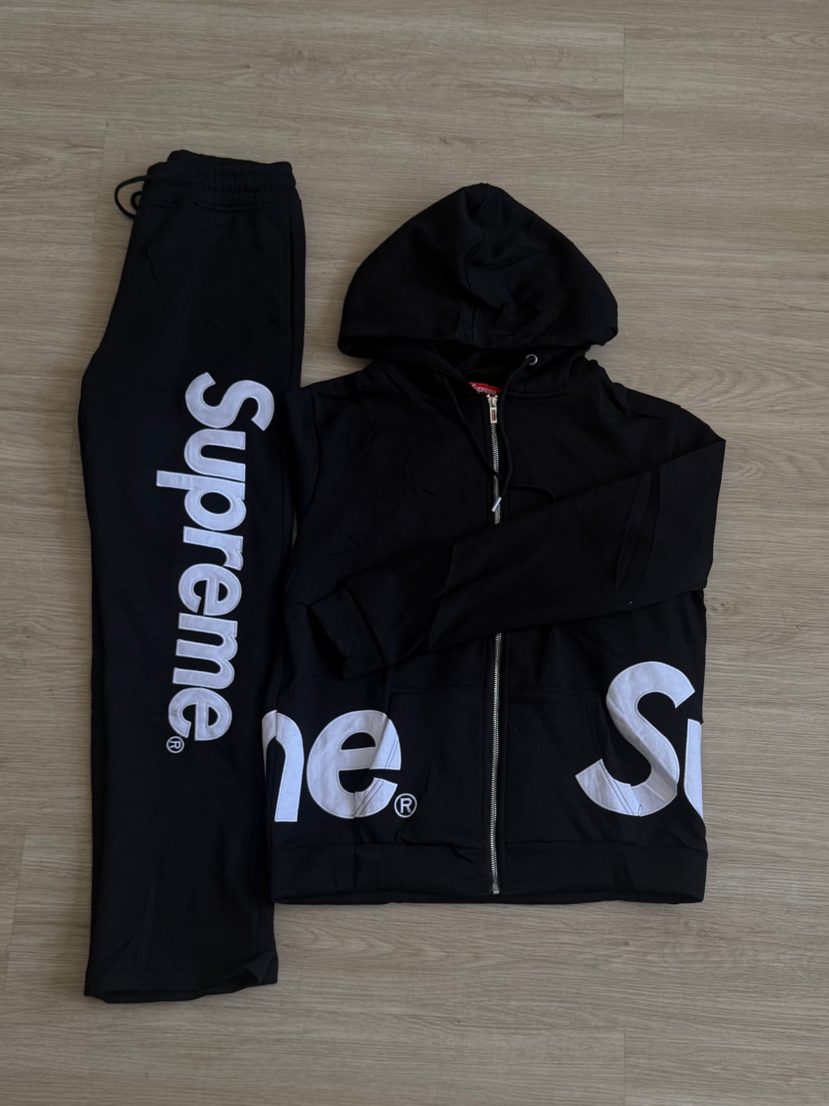 Sudadera SUPREME “Black”