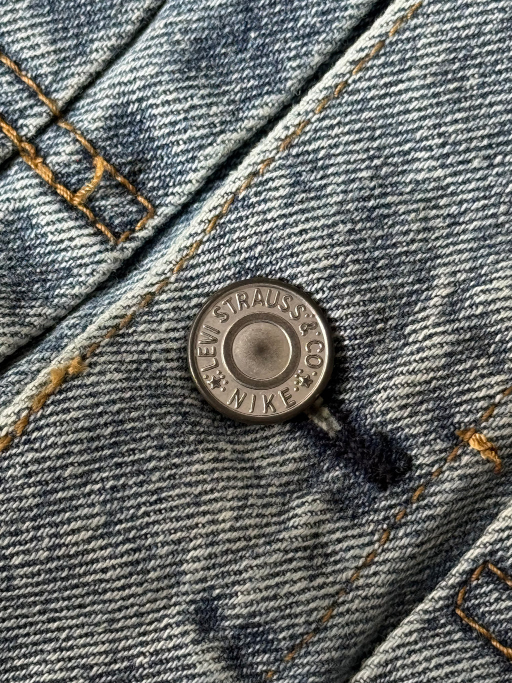 Chaqueta Levi’s X Nike