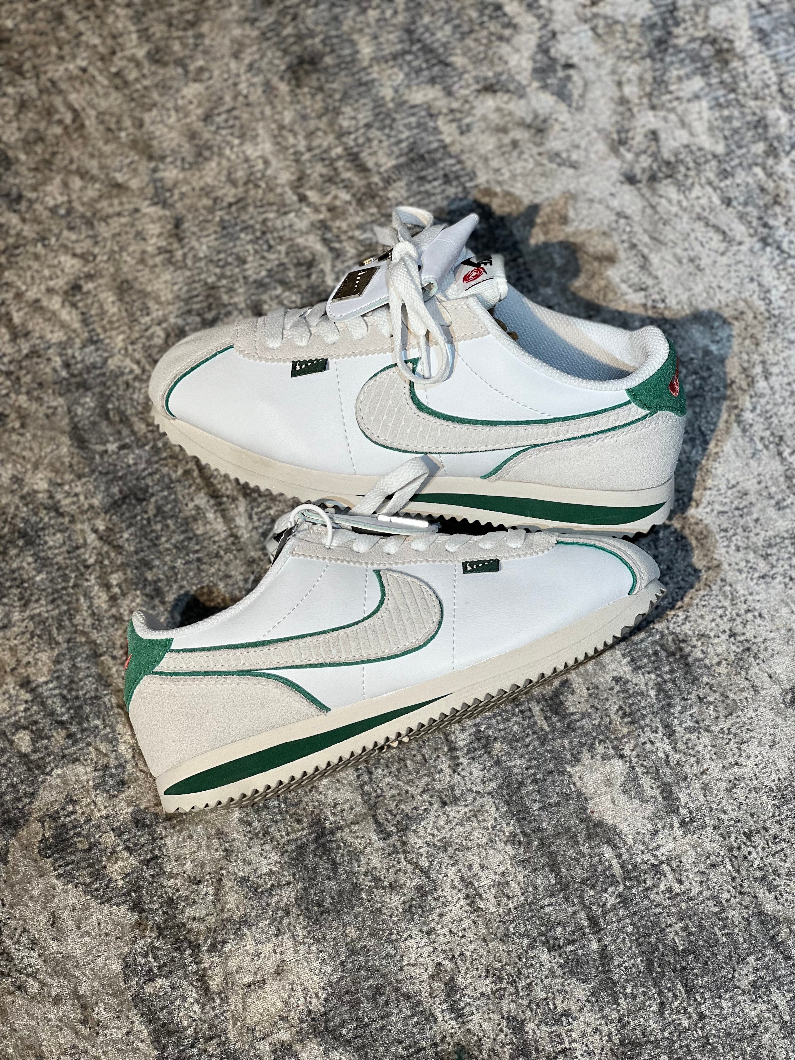 Nike Cortez All Petals United