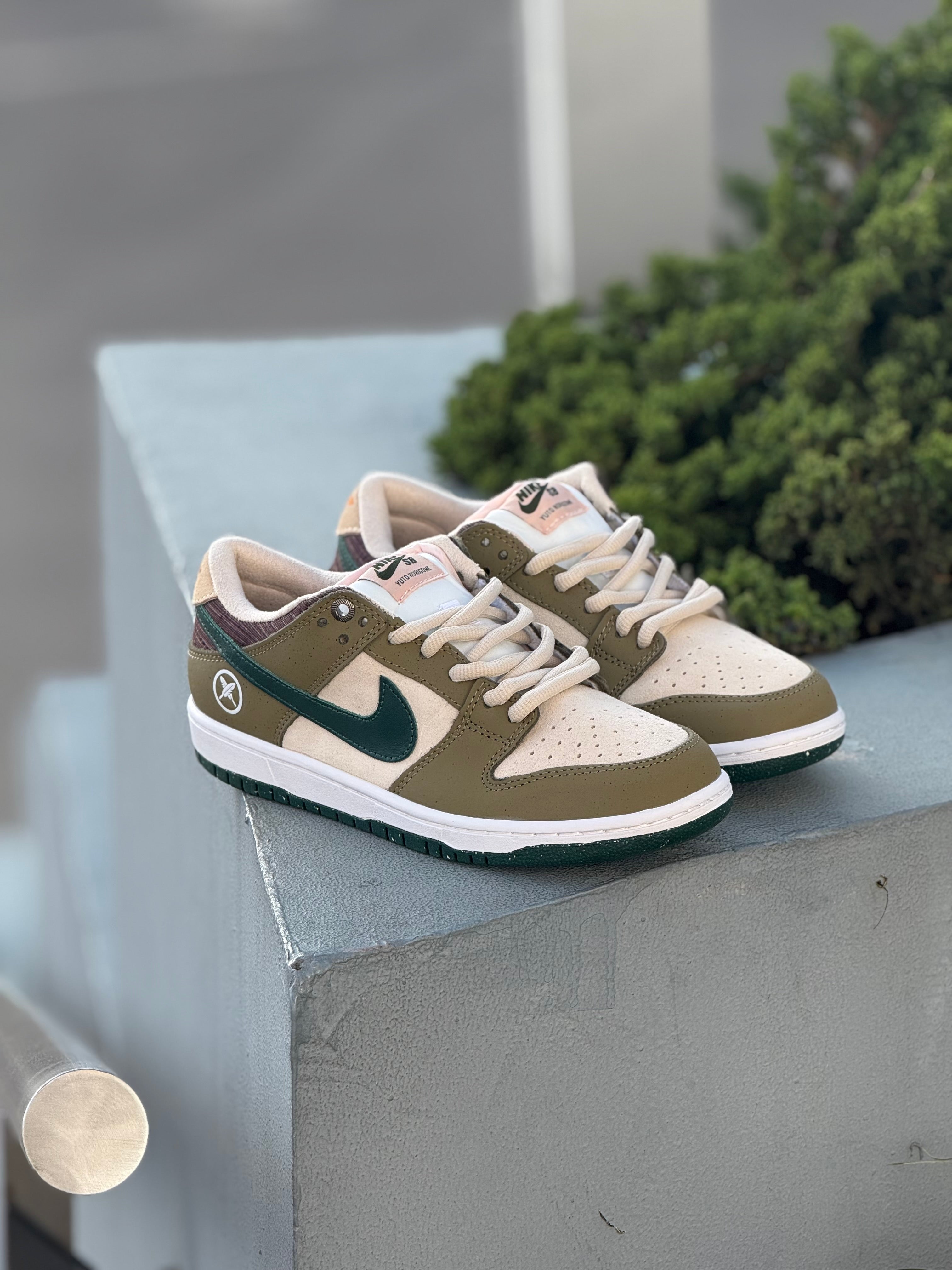 Nike sb dunk low x Yuto