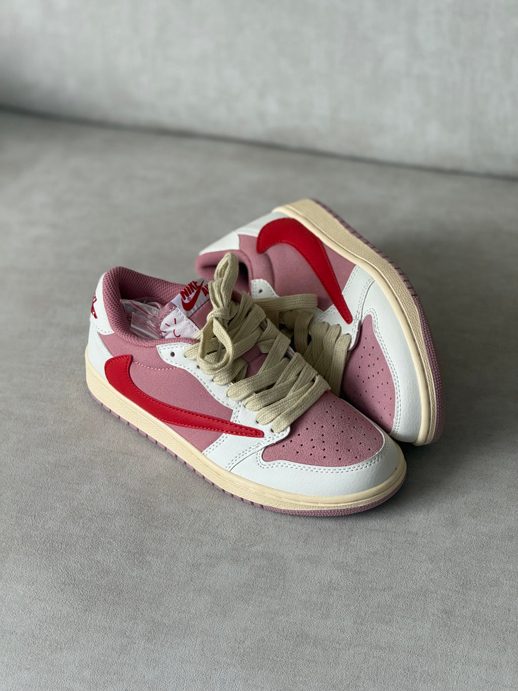 Air Jordan 1 Low x Travis Scott “Tropical Pink”