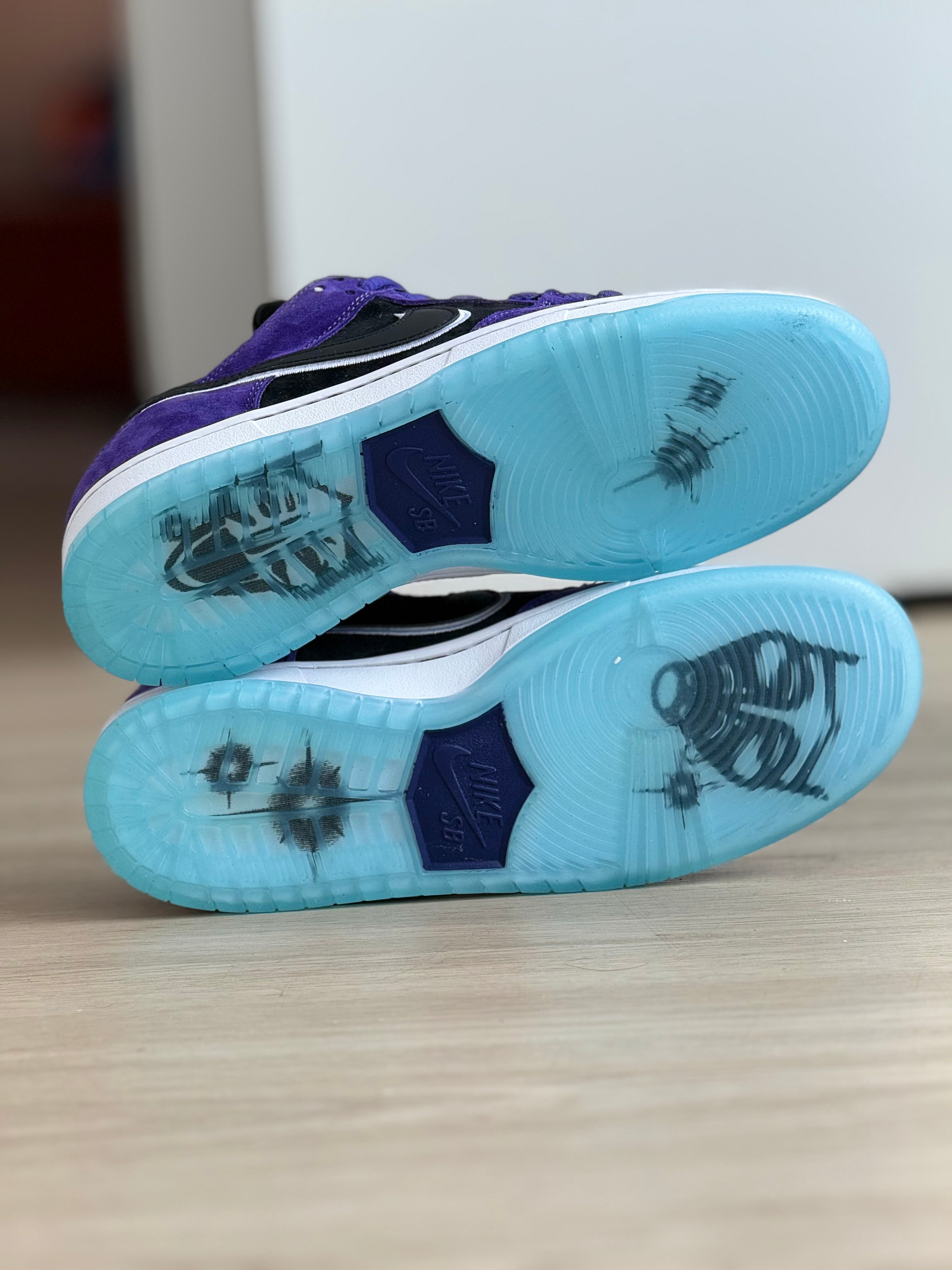 Nike Dunk SB x Hayley Wilson “Black and Court Purple”
