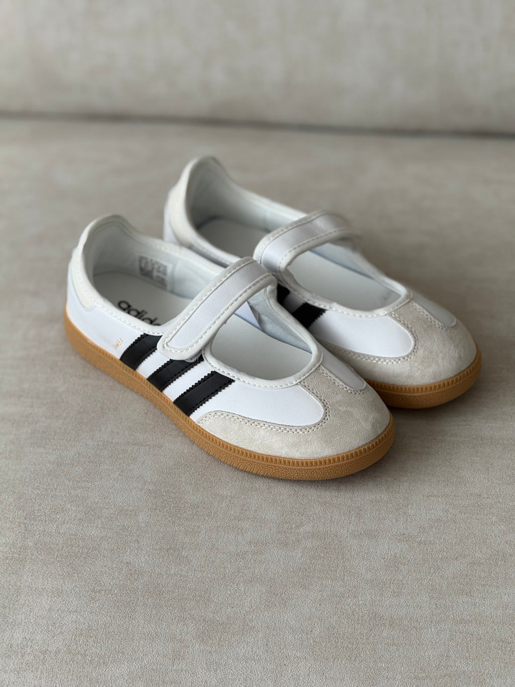 Adidas Samba Jane White Black Gum
