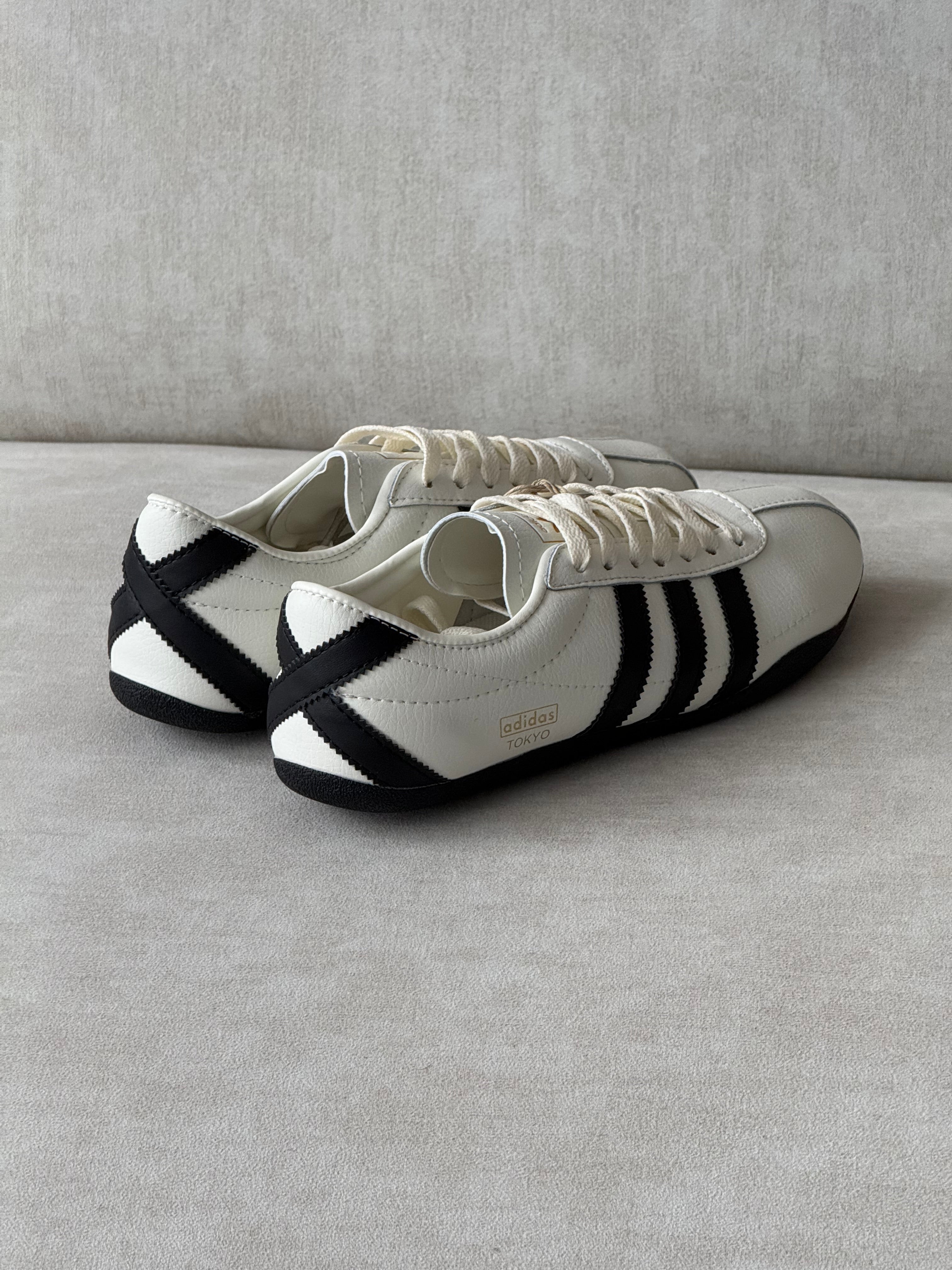 Adidas Tokio “White/Black”
