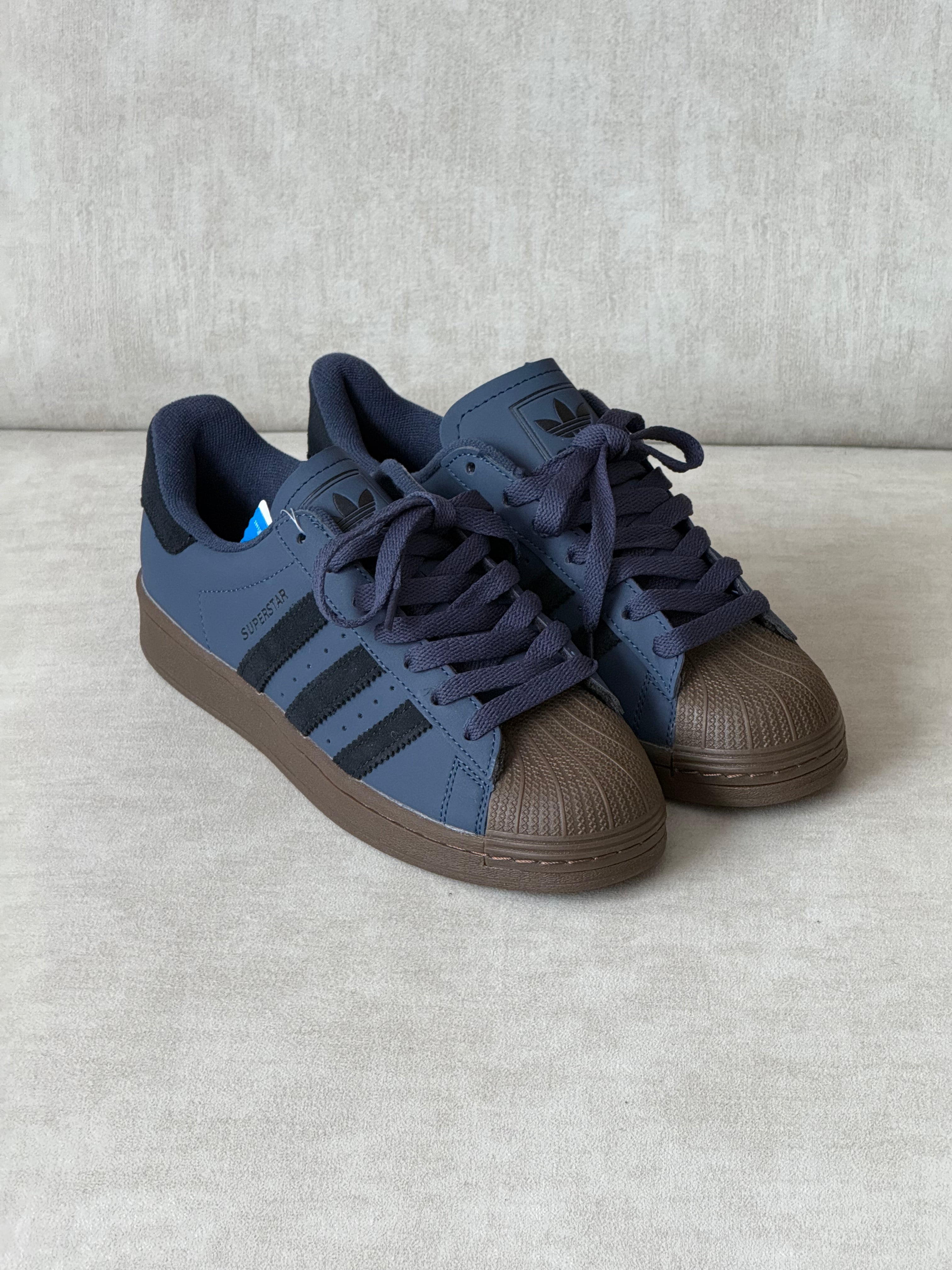 Adidas superstar “Blue”