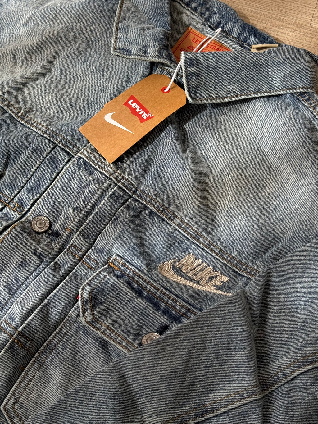Chaqueta Levi’s X Nike