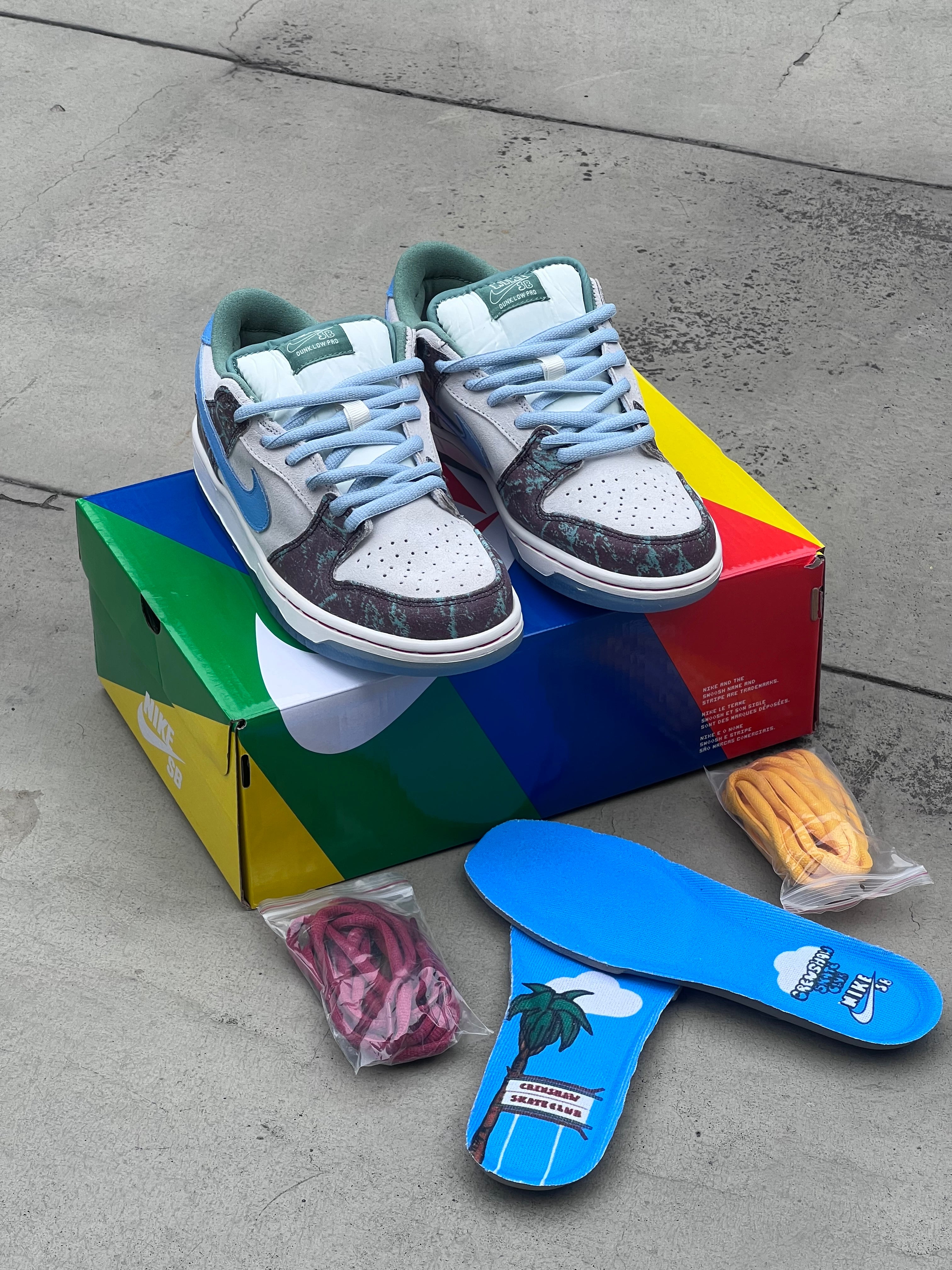 Nike SB dunk low GSC