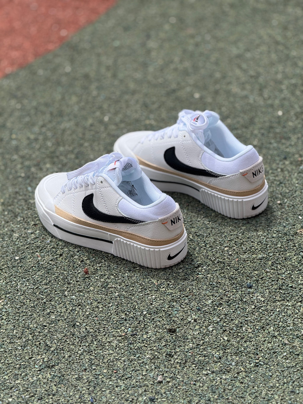 Nike Court Legacy