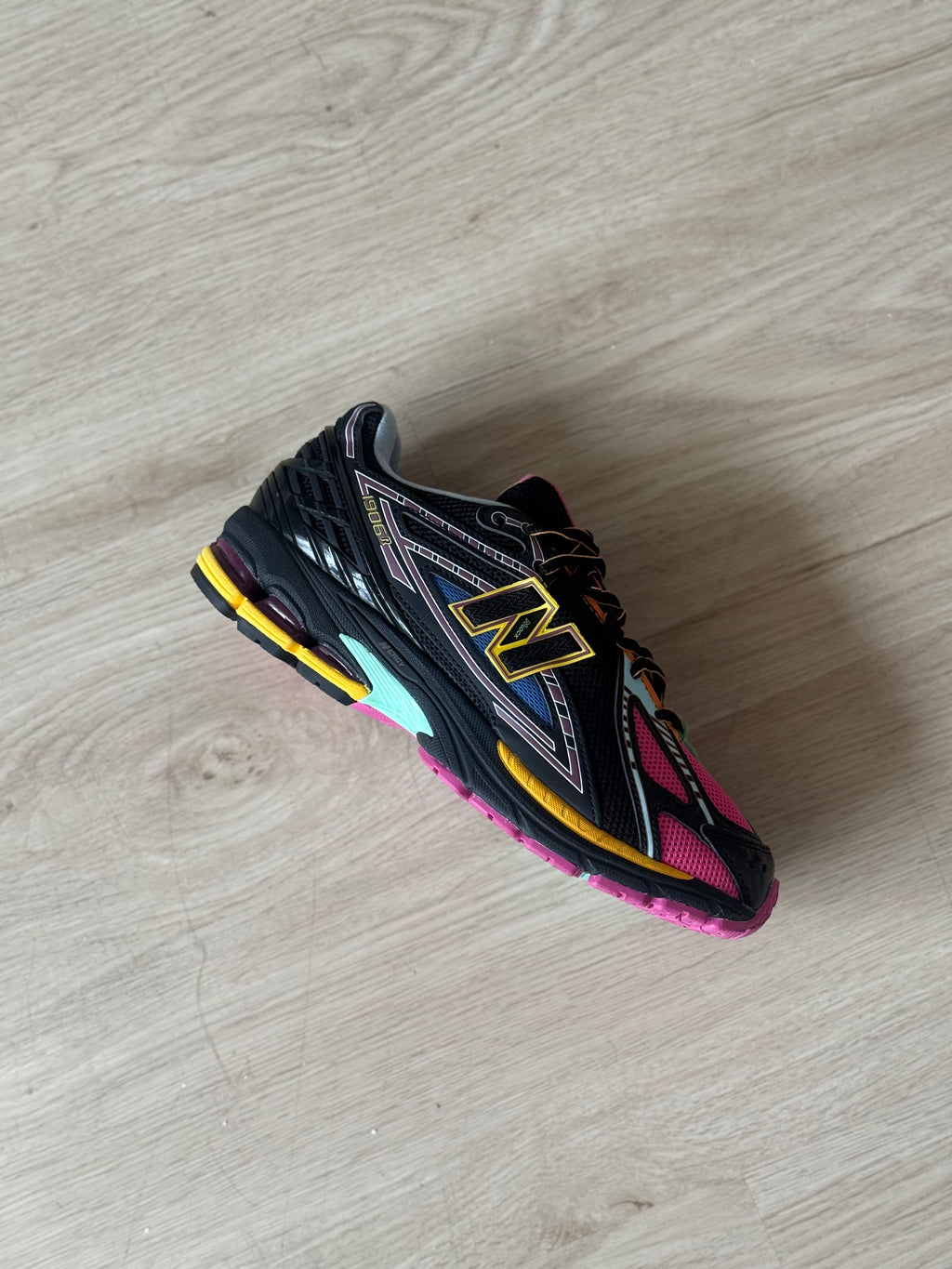 New Balance 1906R “Neon Nights”