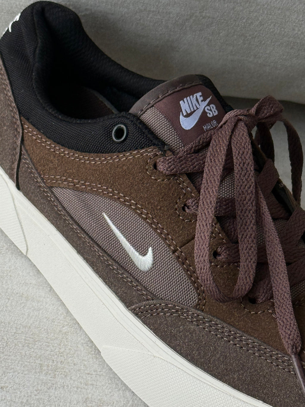 Nike SB Malor “coffee/White”