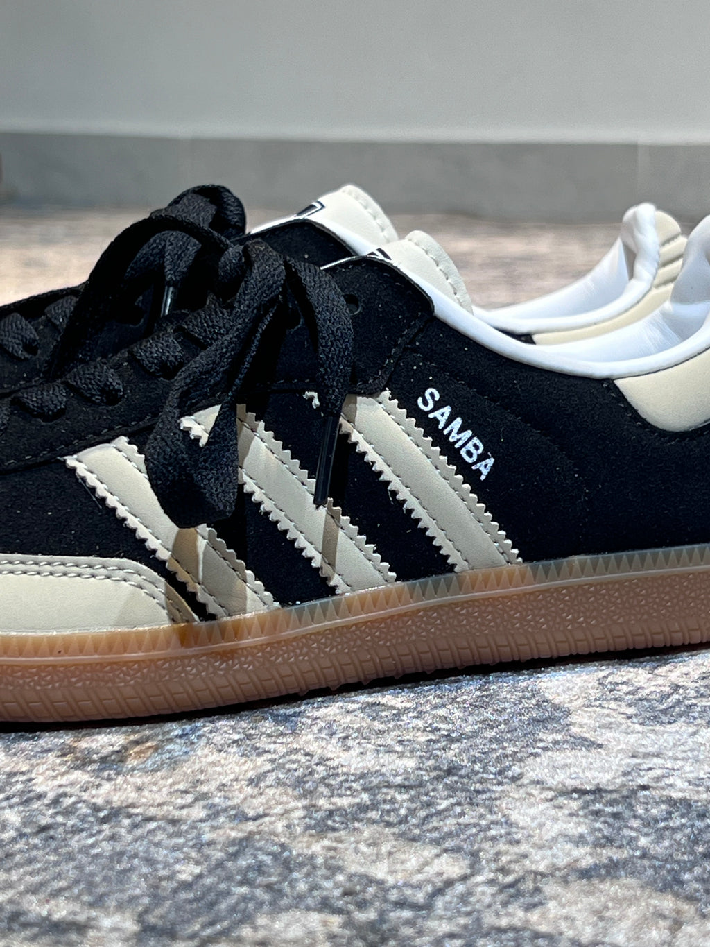 Adidas Samba W “Black/Cream”