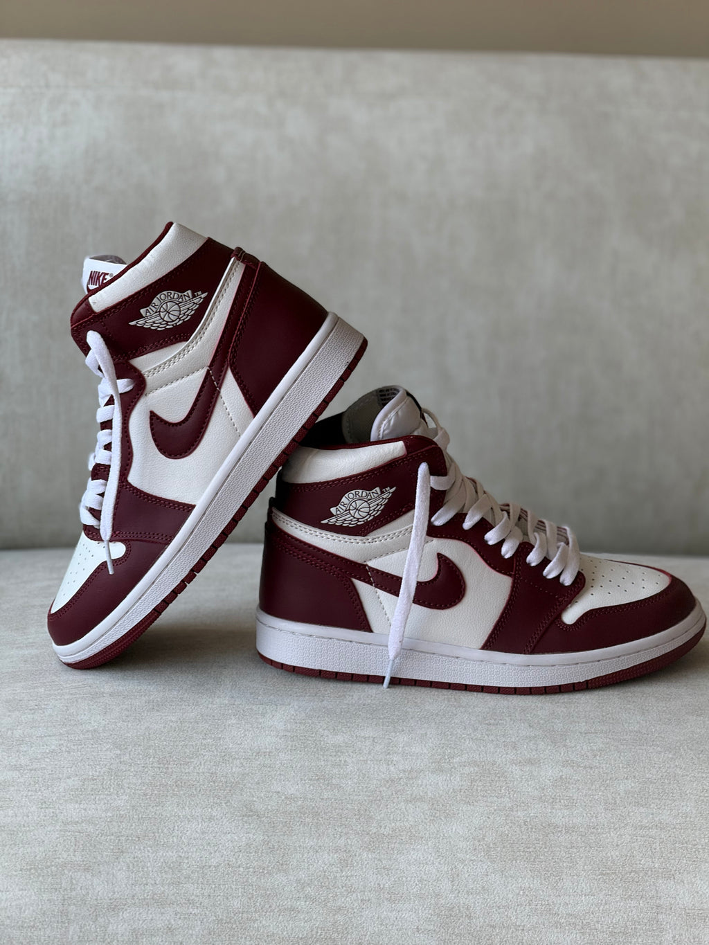 Jordan Retro 1 “Team Red”