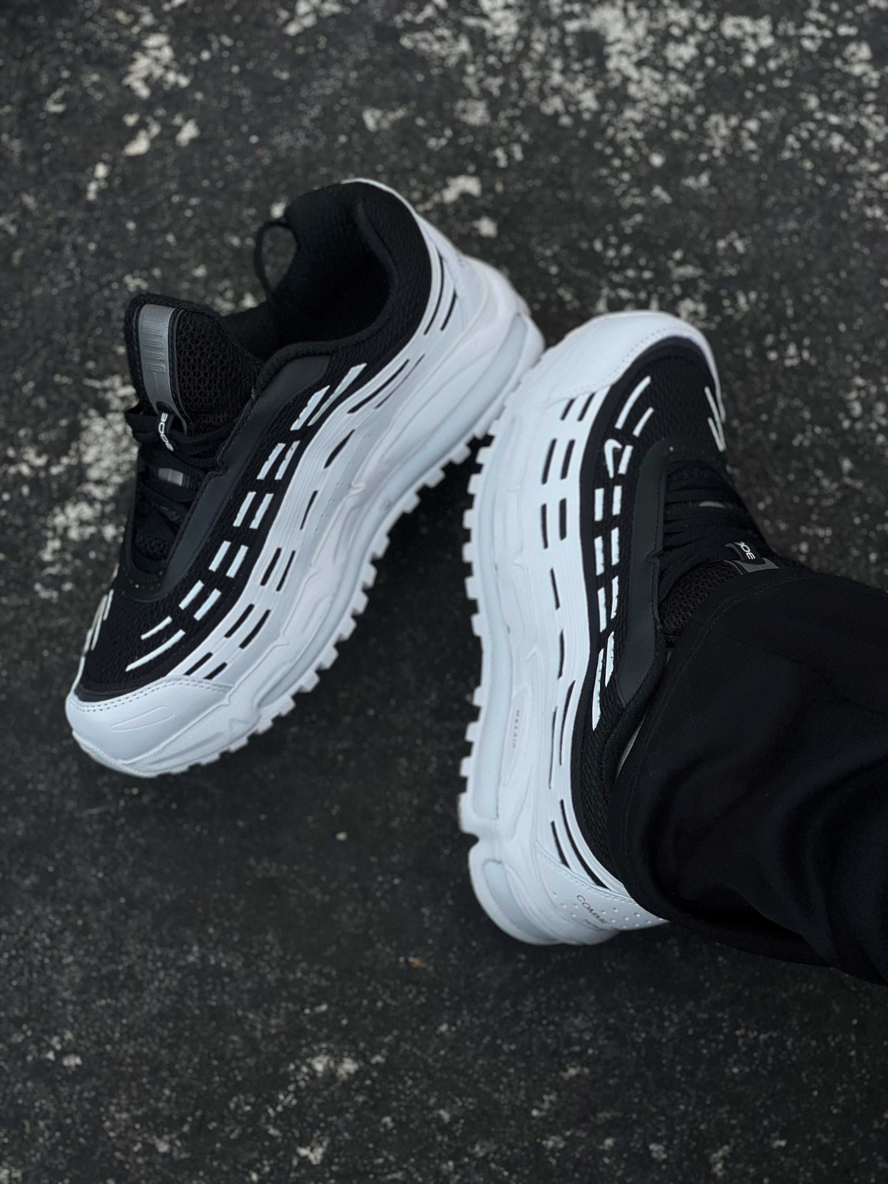 Nike Air Max TL 2.5 X Comme des Garçons “White/Black”