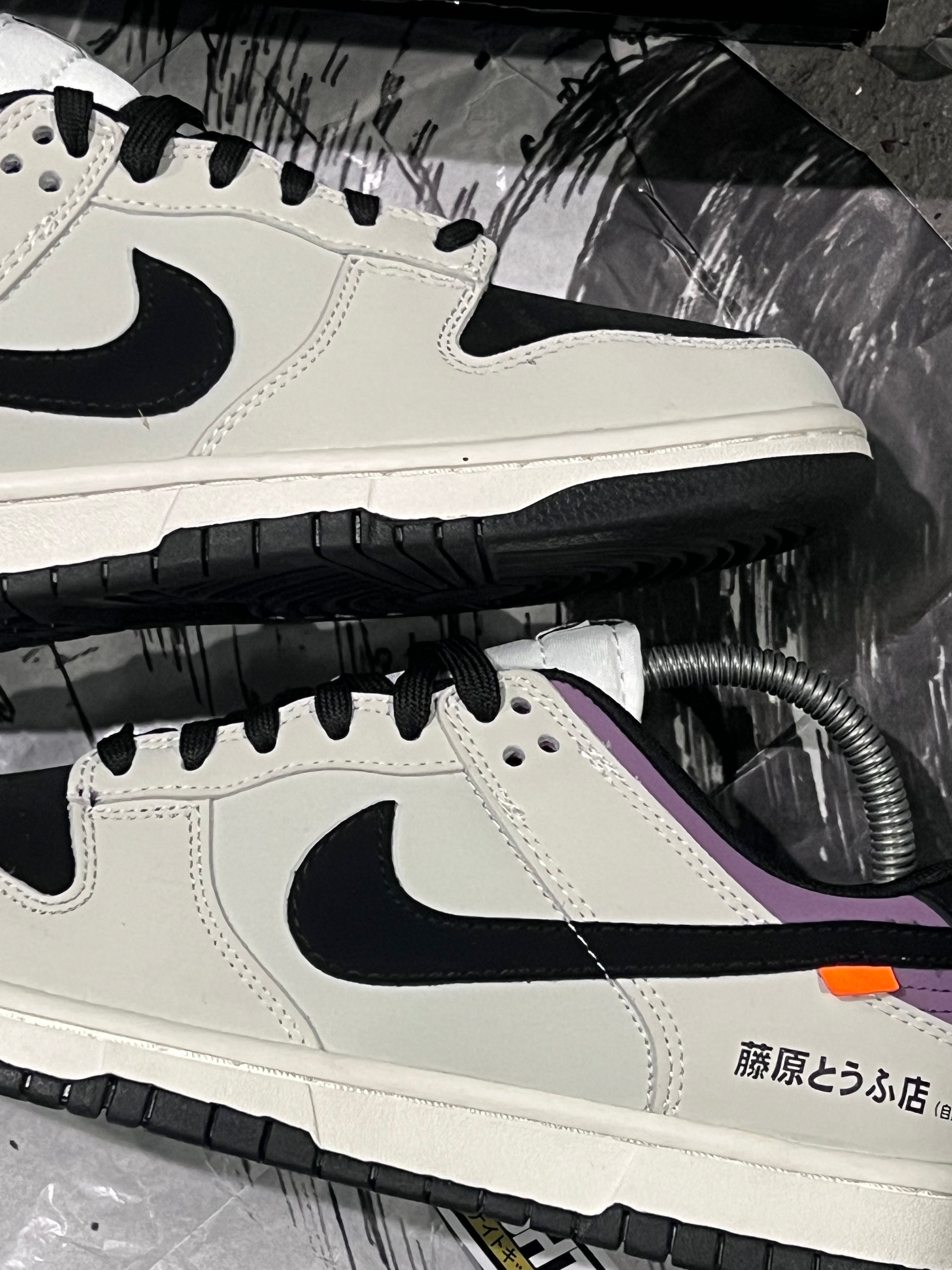 Nike Dunk Low “Toyota”
