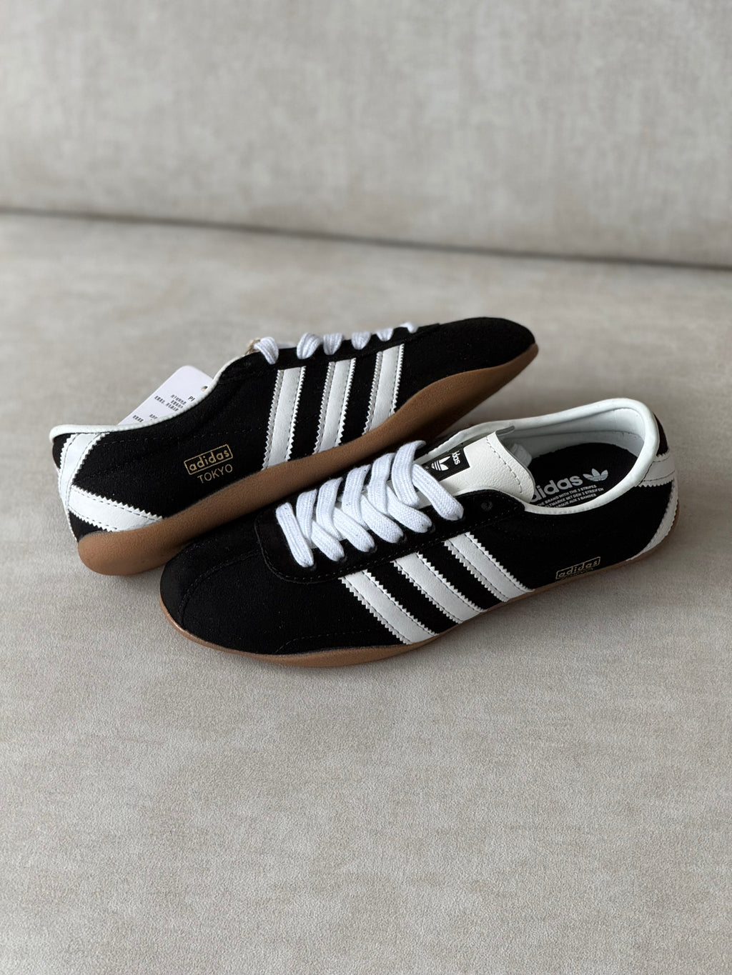 Adidas Tokio “Black/White”