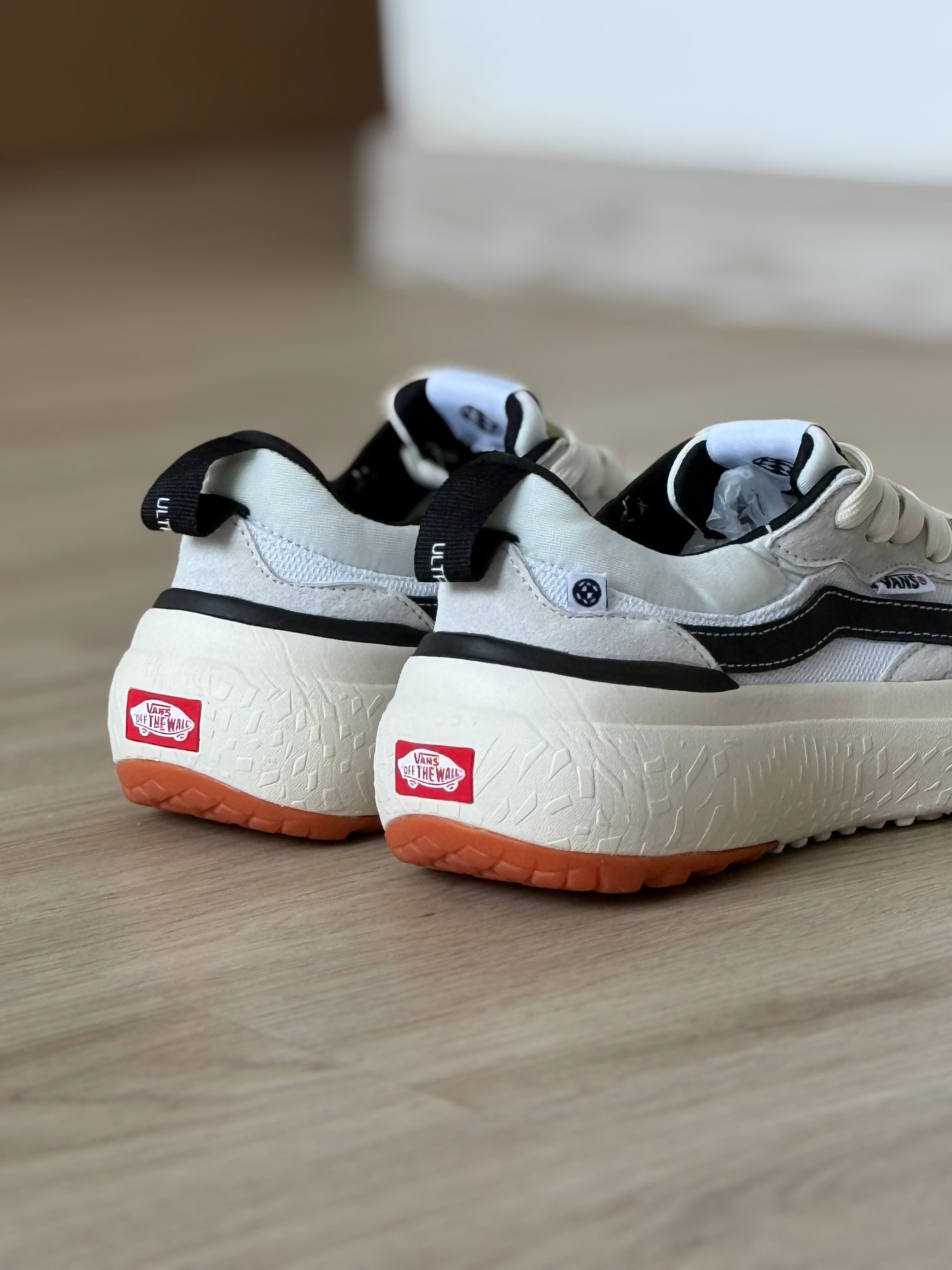 Vans Ultrarange “White”