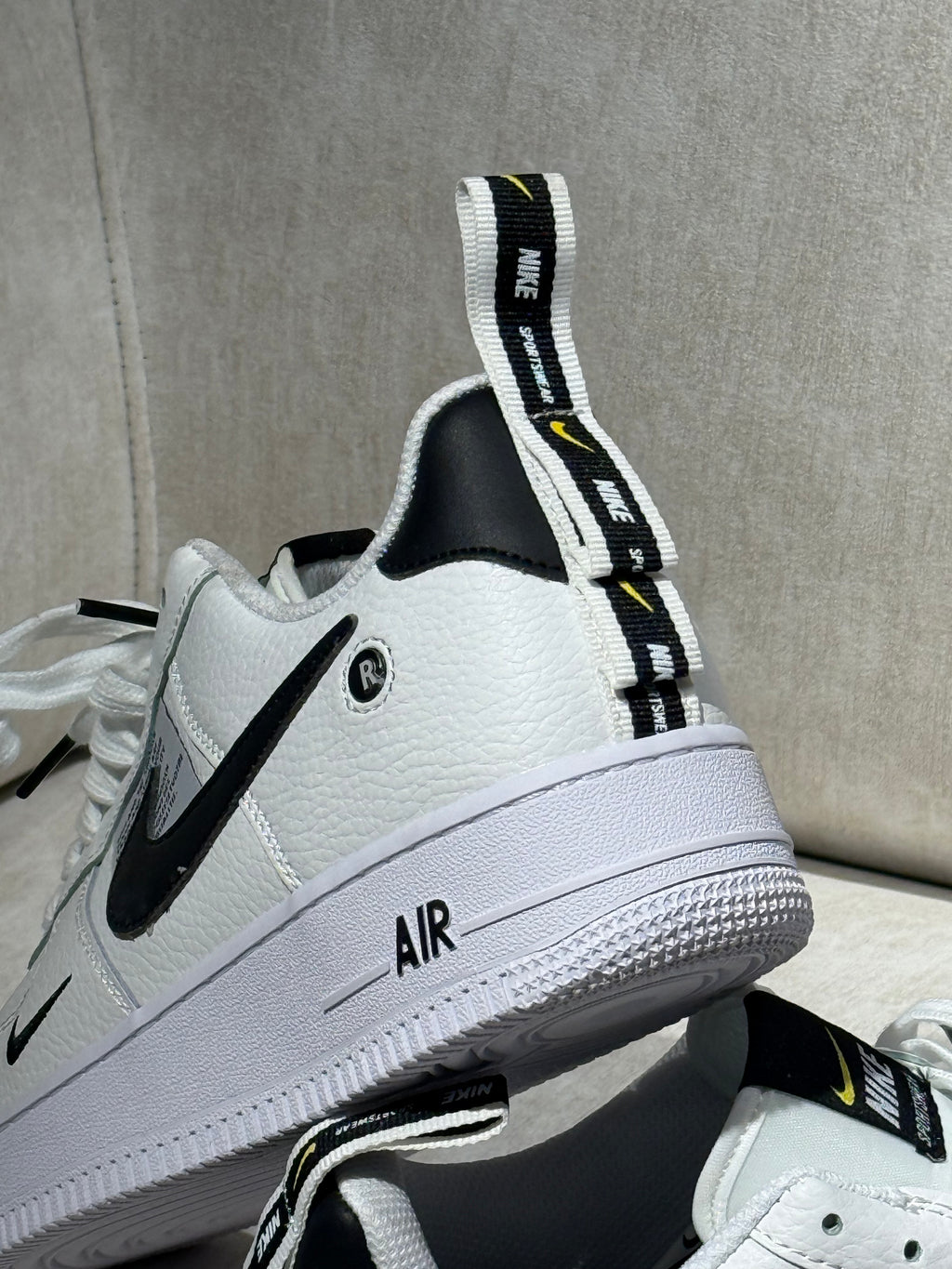 Nike Air Force 1 “Leyendah”