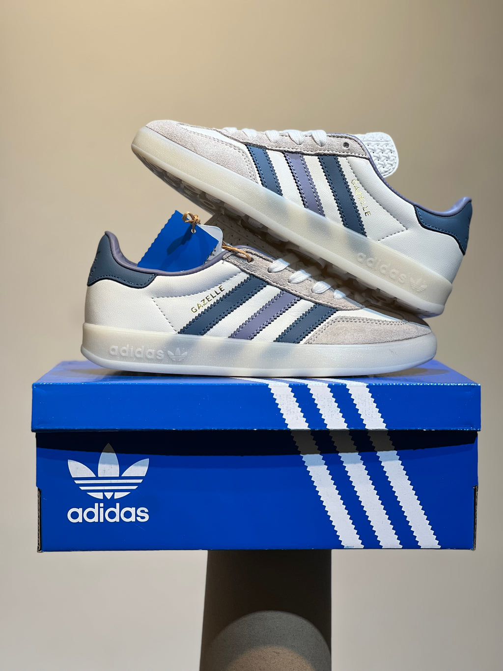 Adidas Gazelle Indoor “White/Blue”