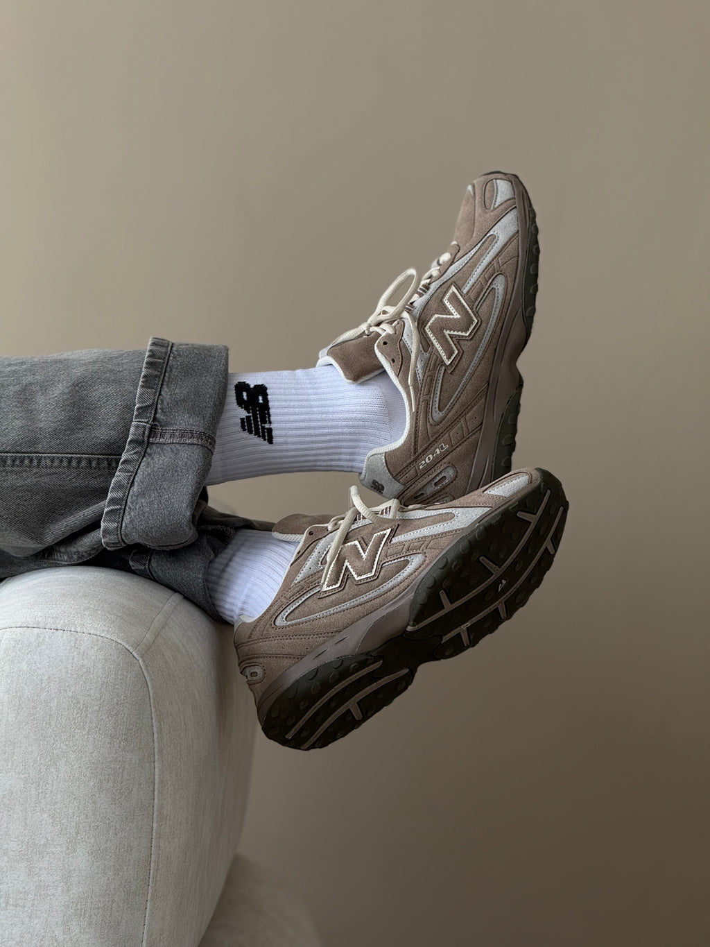 New Balance 204L