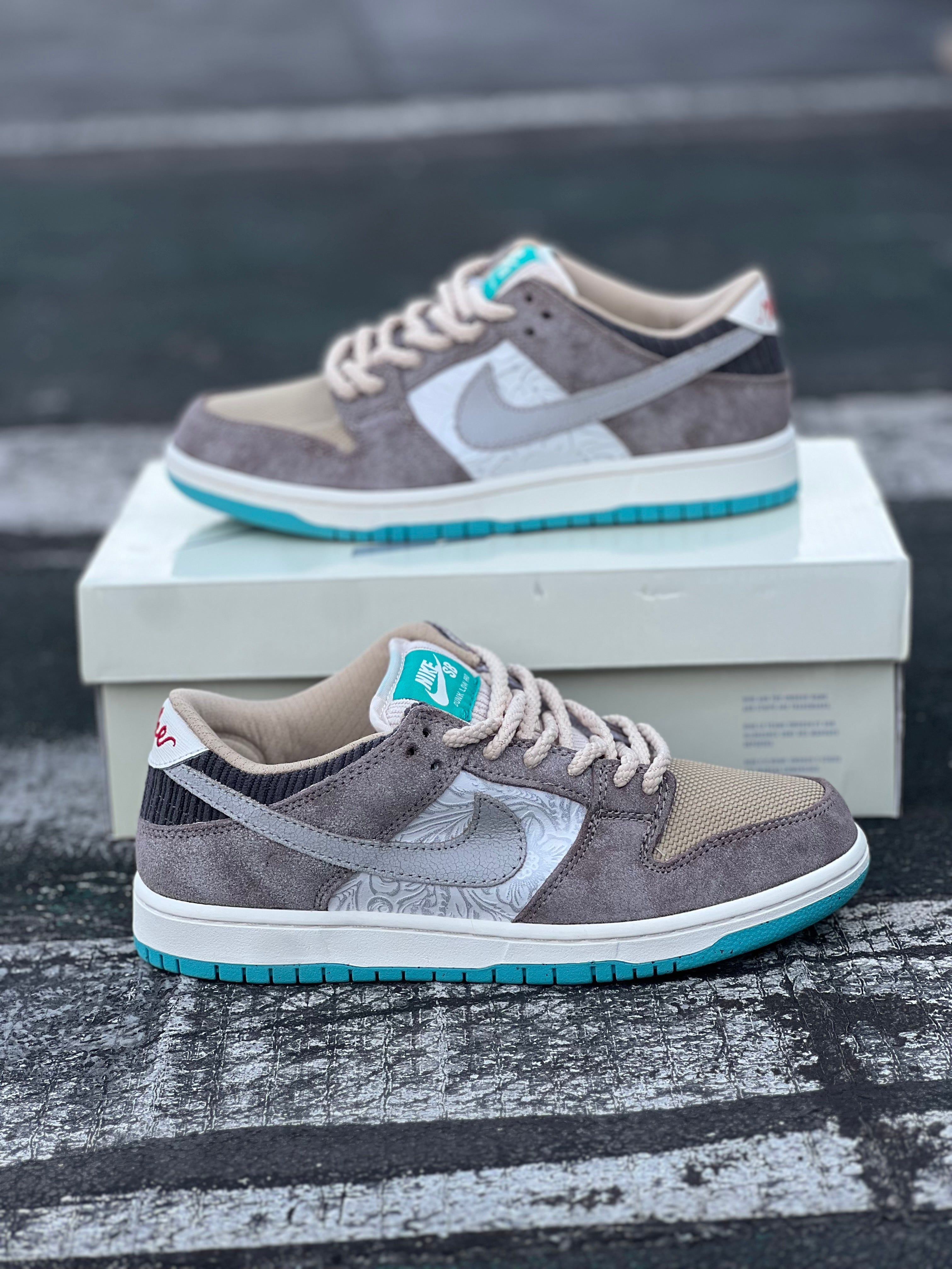 Nike Dunk Low SB “Big Money”