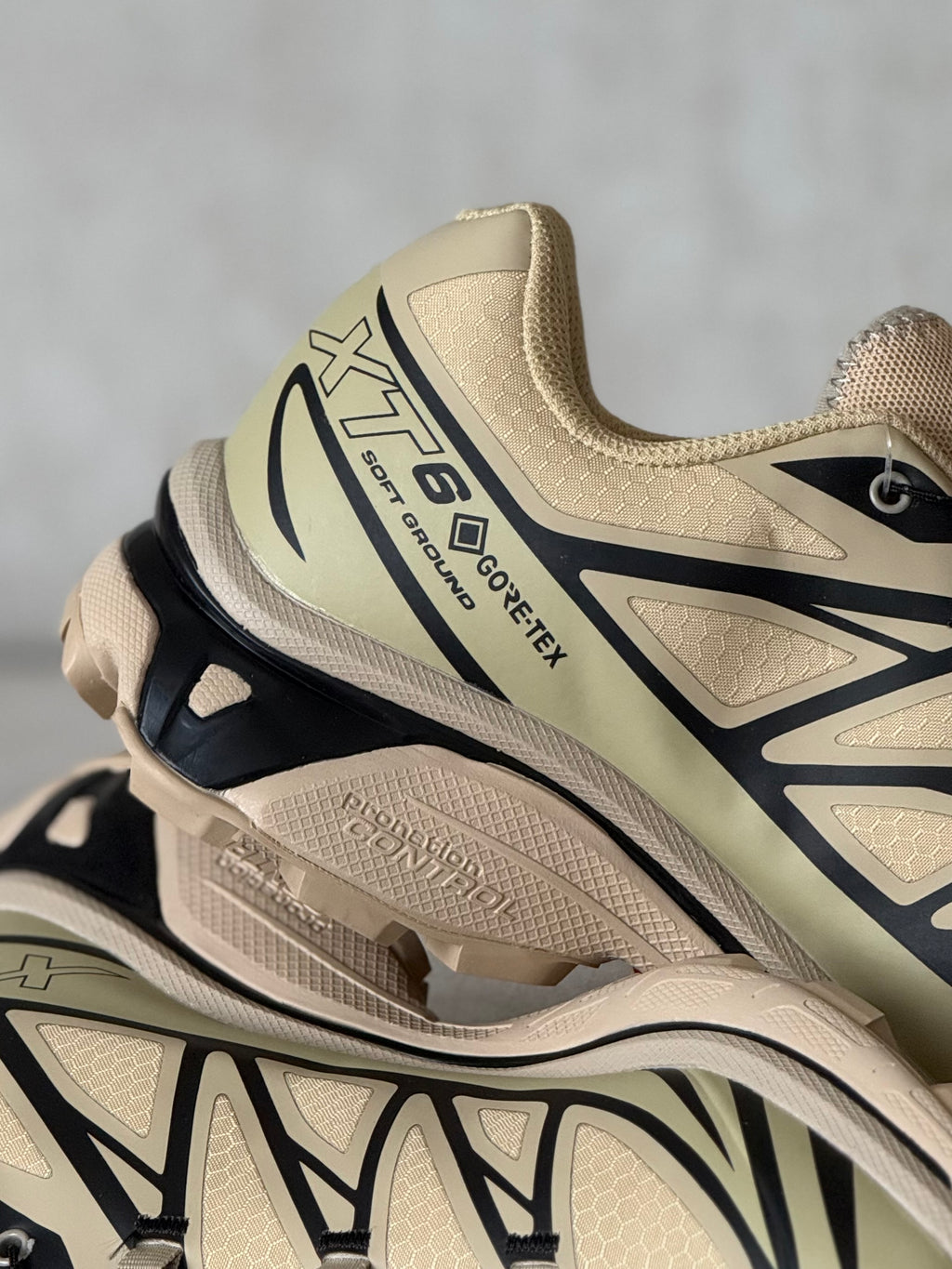Salomon XT-6 Gore-Tex Safari