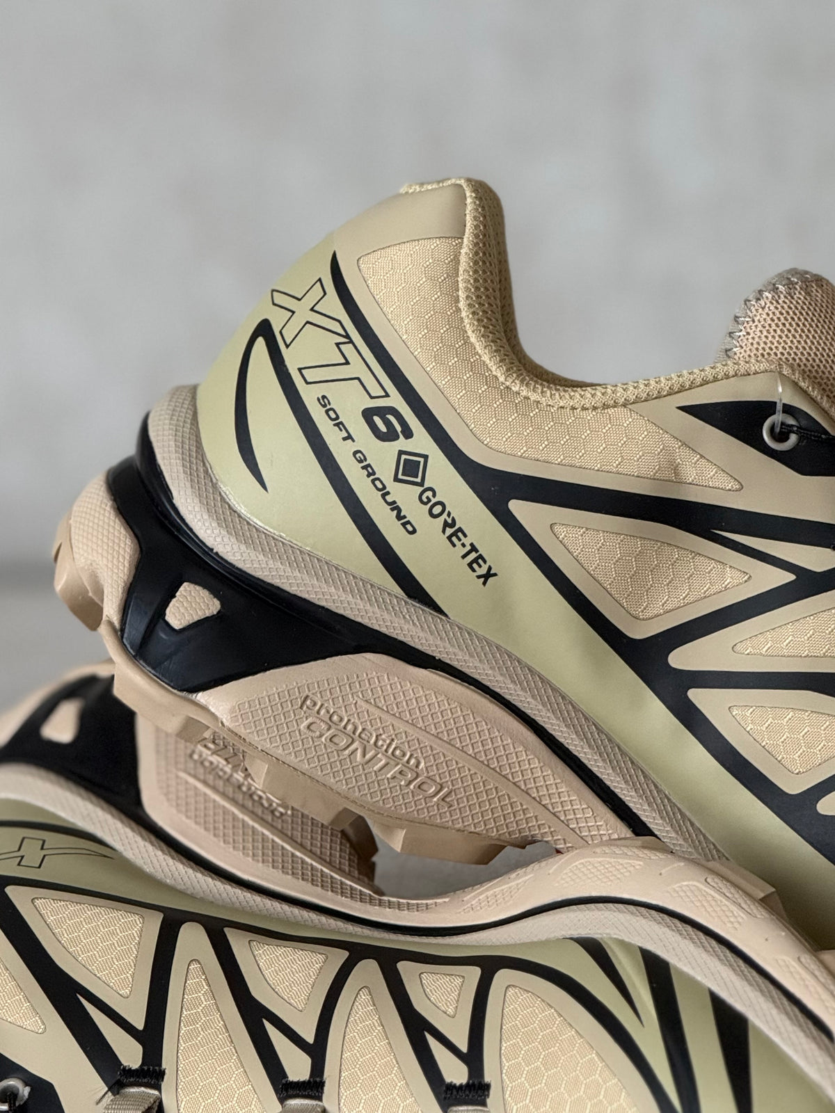 Salomon XT-6 Gore-Tex Safari
