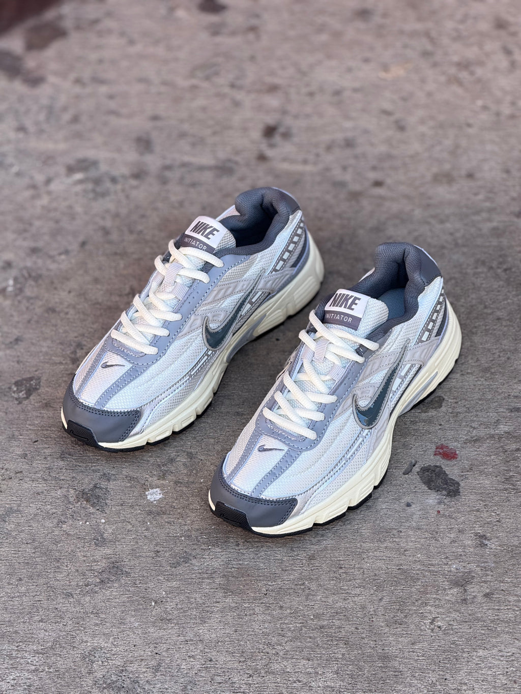 Nike Initiator