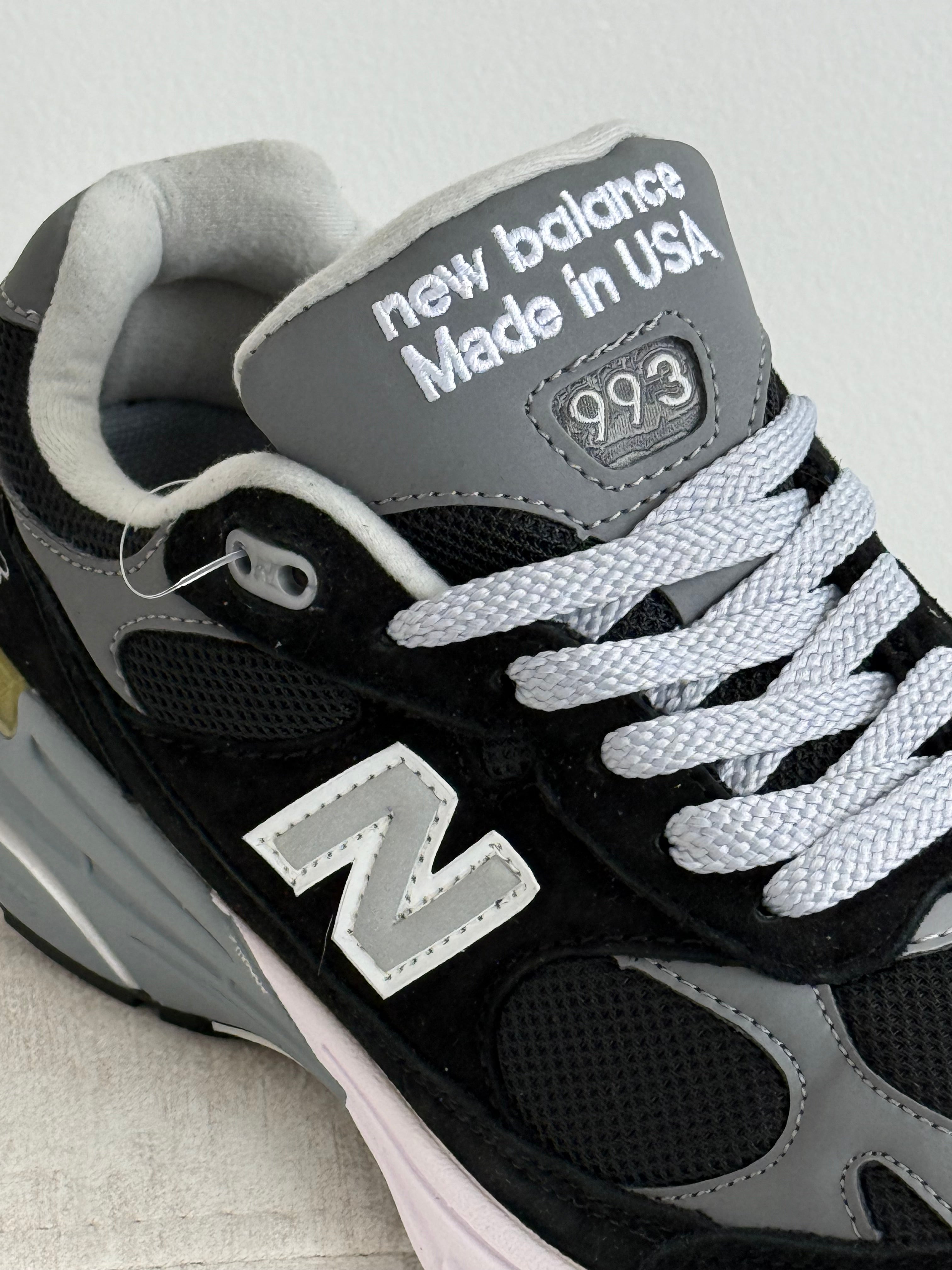 New Balance 993