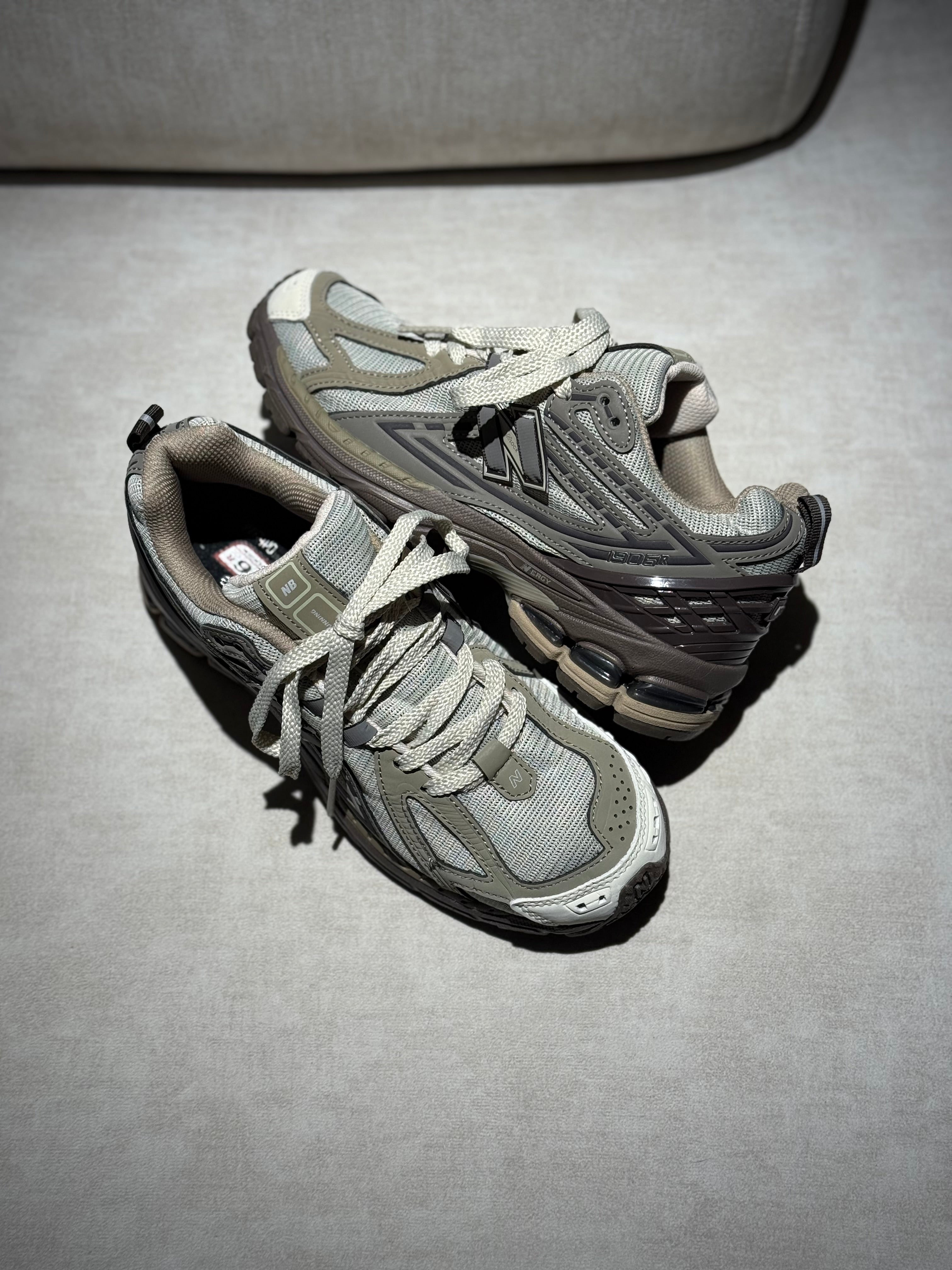 New Balance 1906R