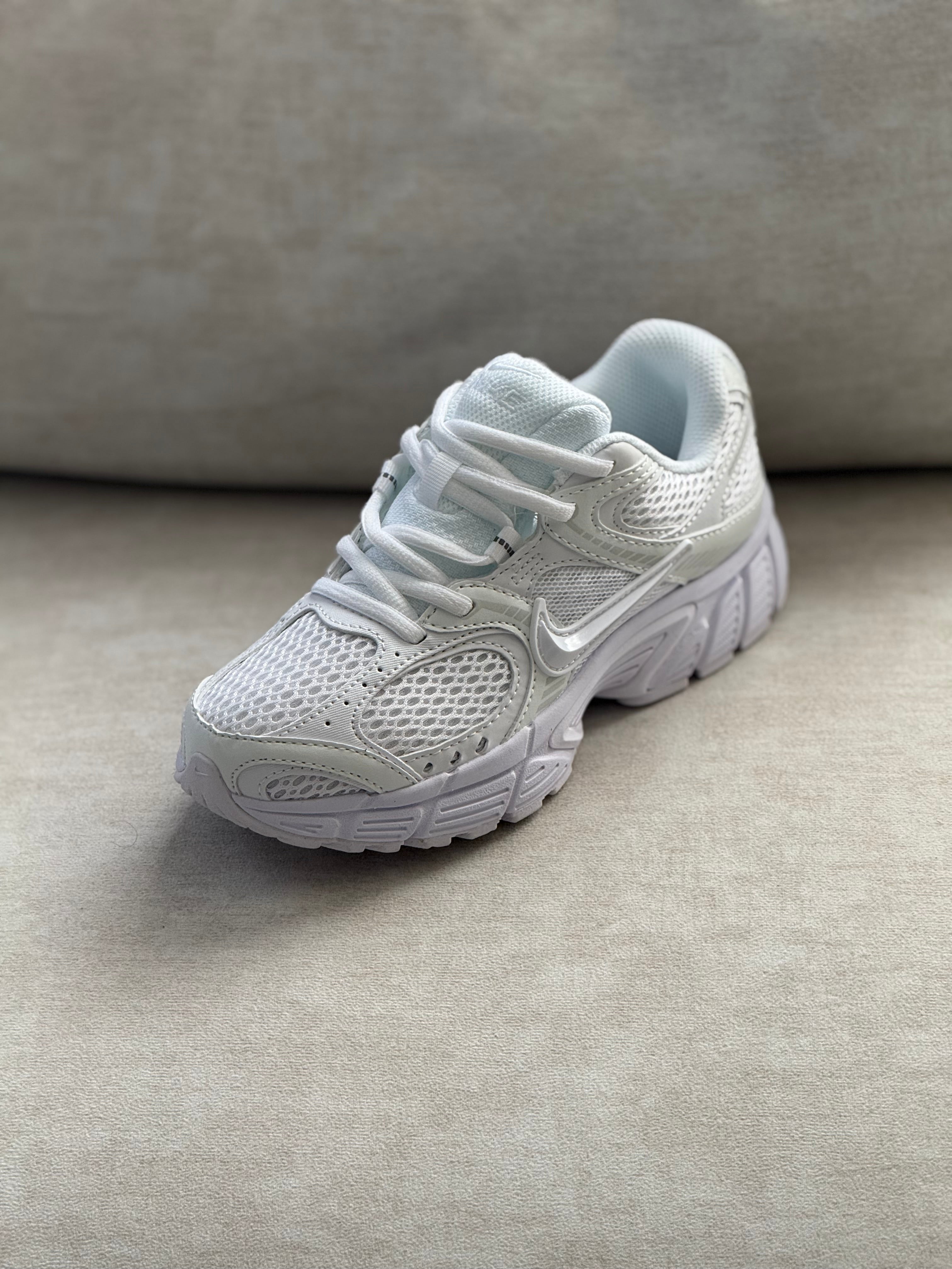 Nike V5 RNR