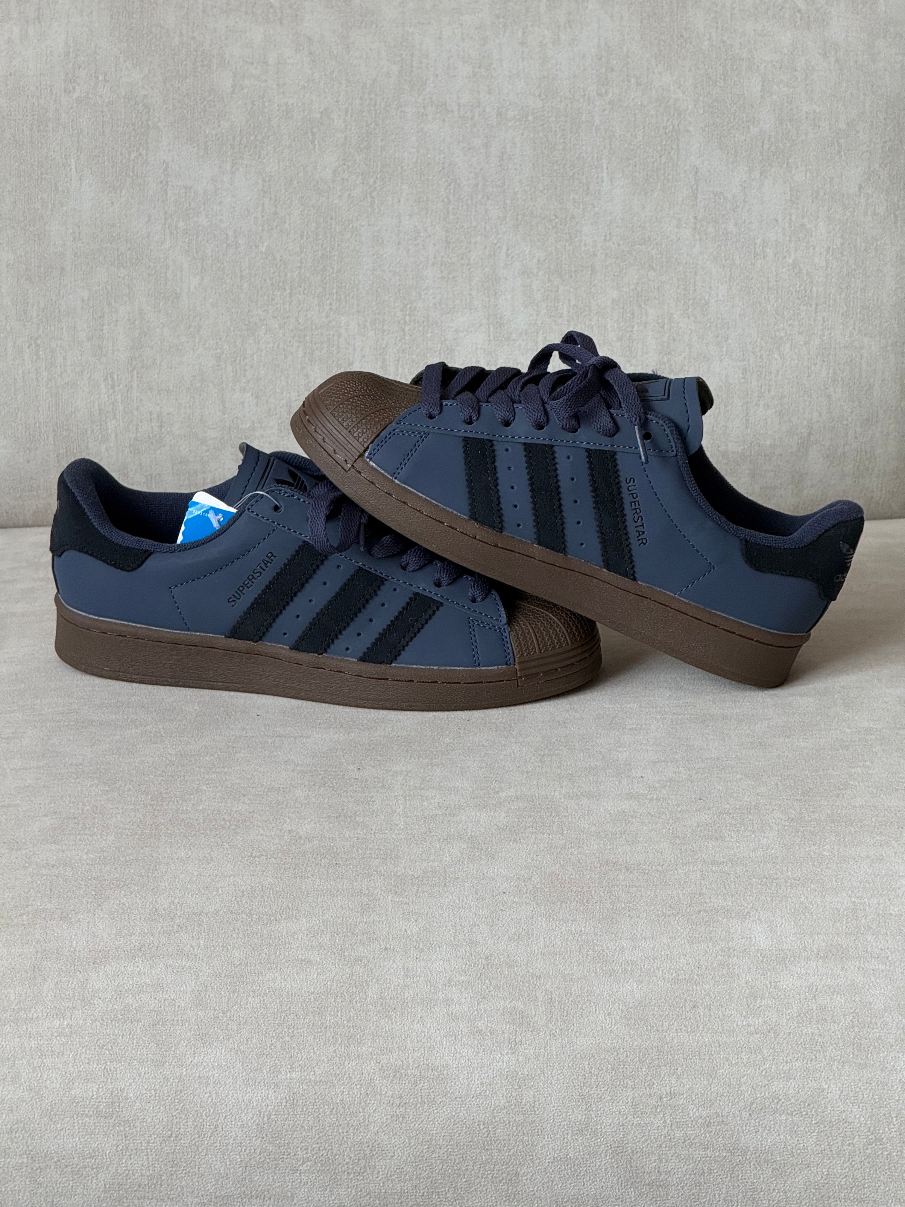 Adidas superstar “Blue”