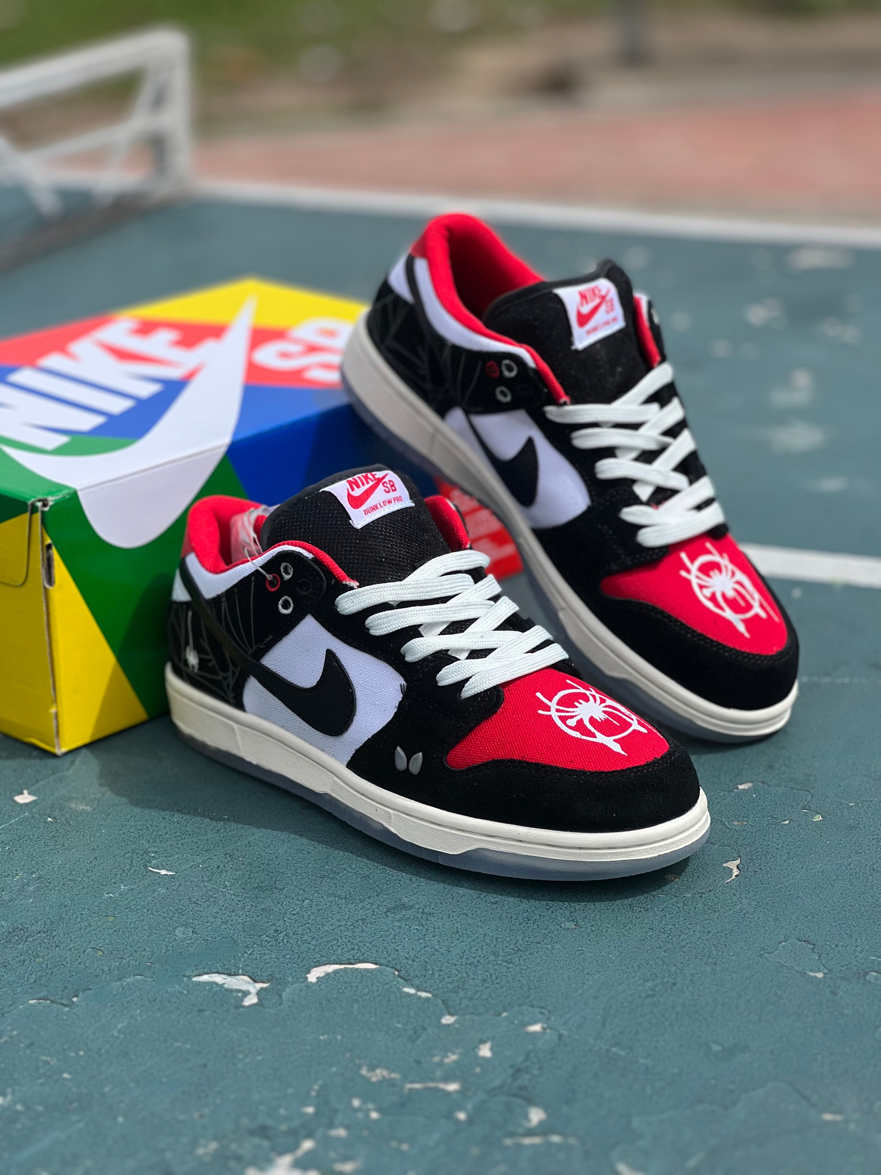 Nike Dunk Low “Spiderman”
