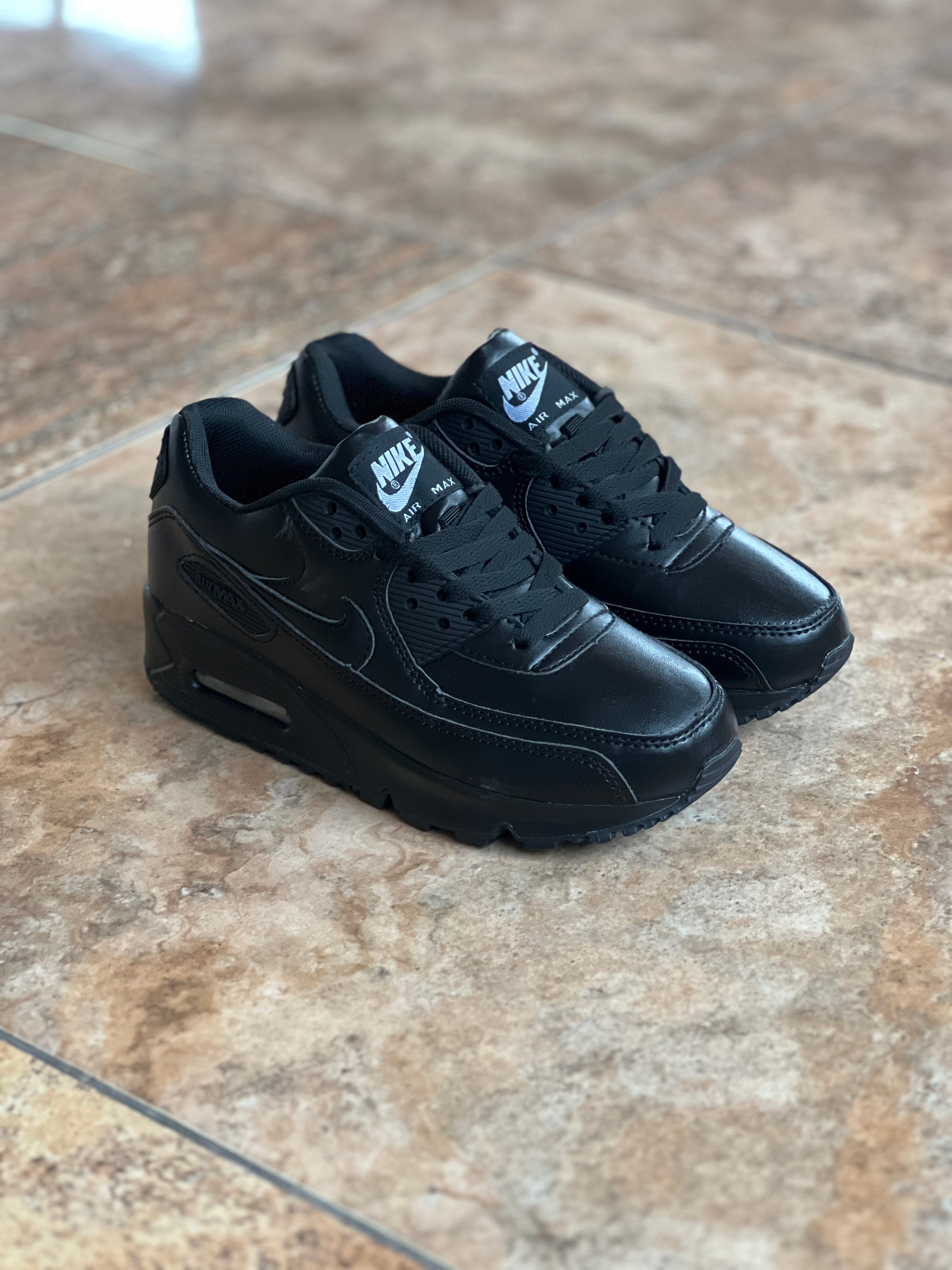 Nike Air Max 90’ “Black”