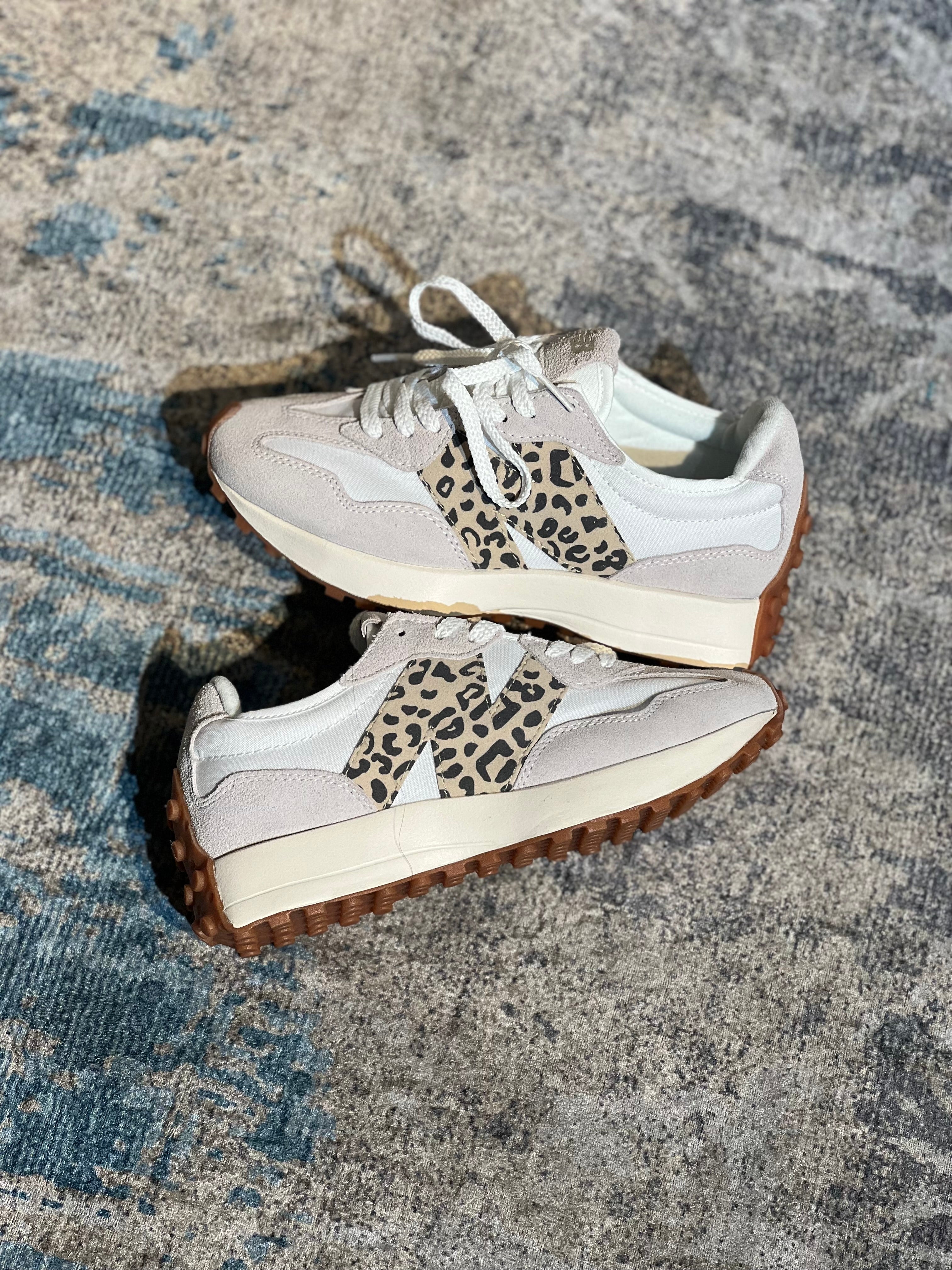 New Balance 327 “Animal Print”