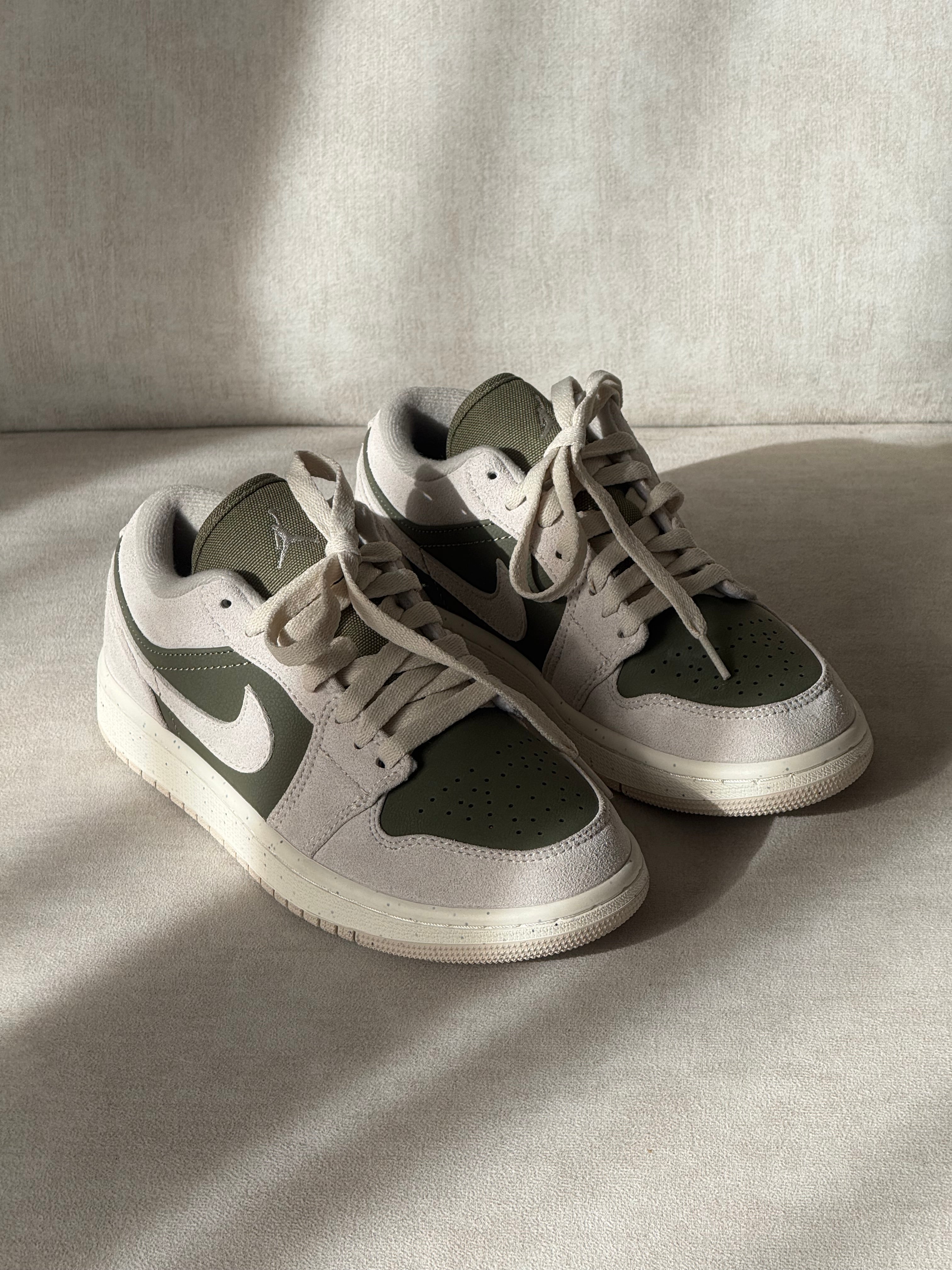 Jordan Retro 1 Low “Medium Olive Sail”