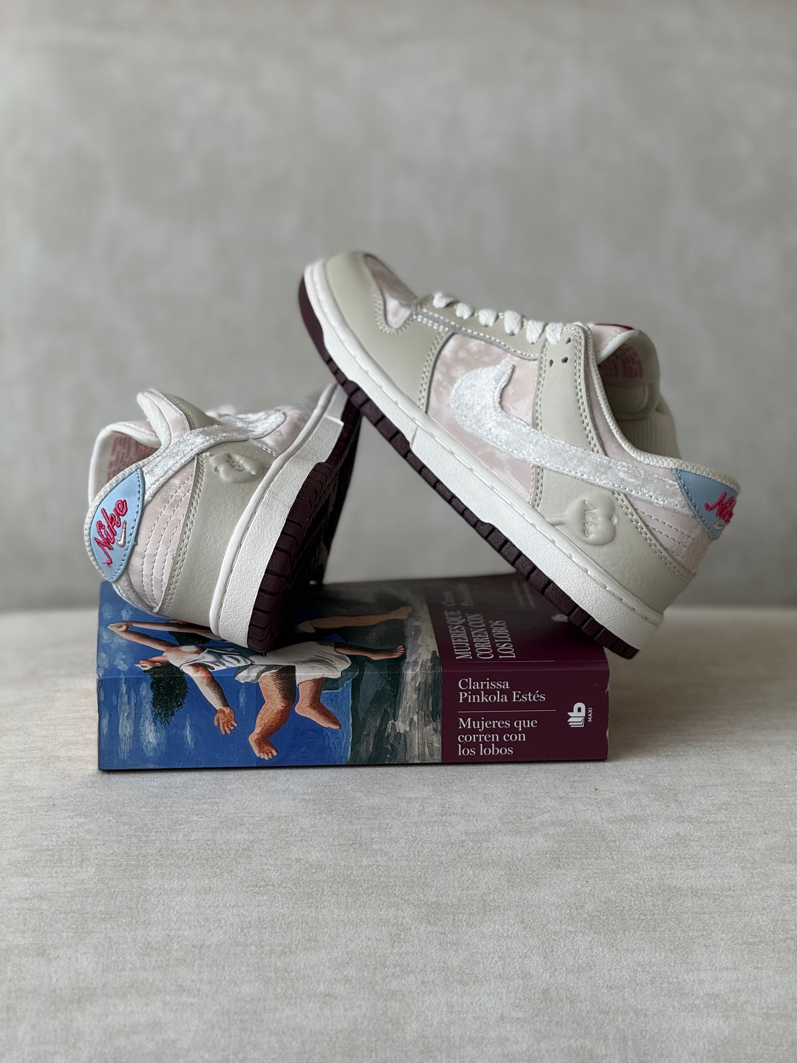 Nike Dunk SB “San Valentine”