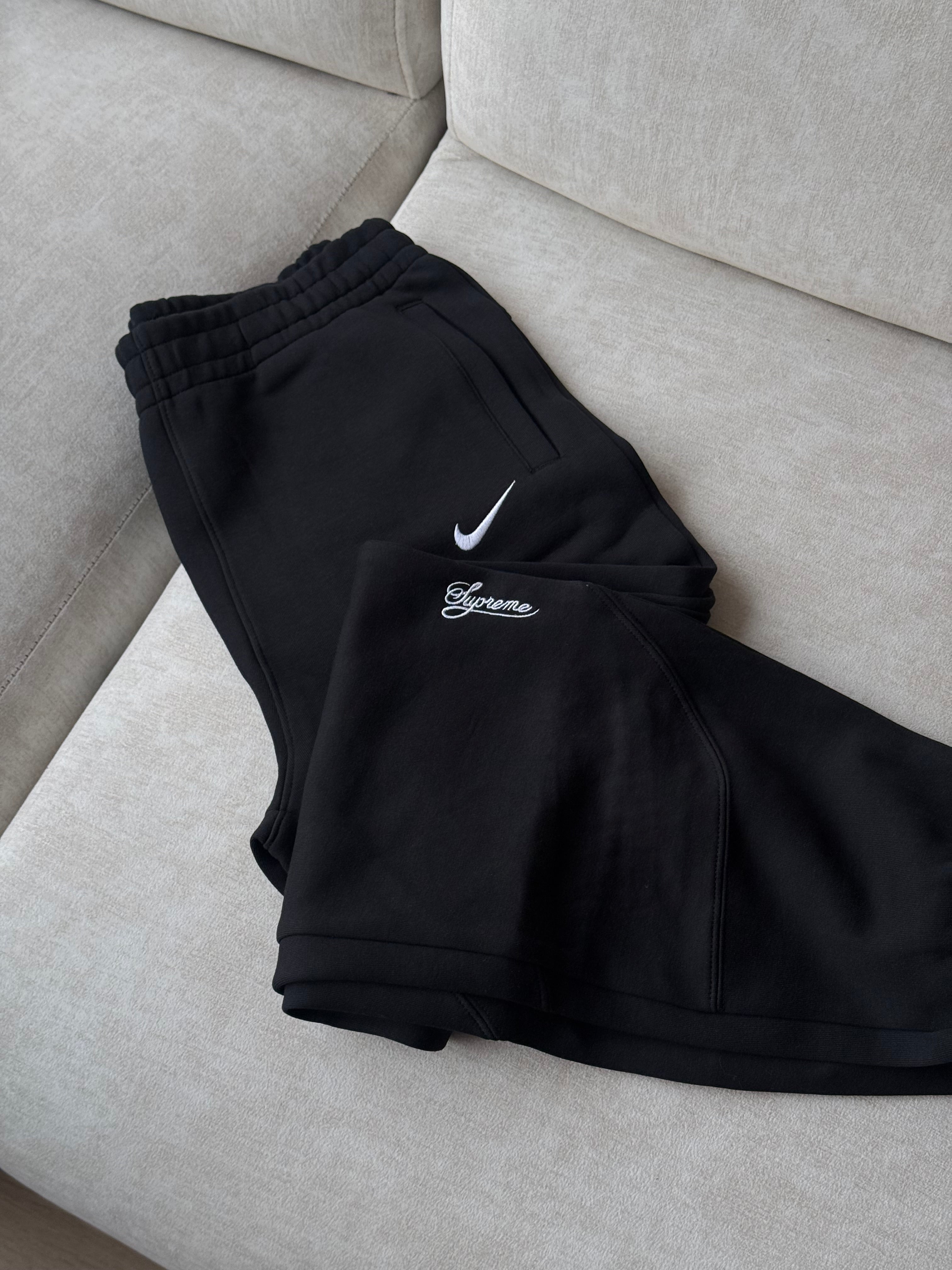 Sudadera Nike Air Max x Supreme