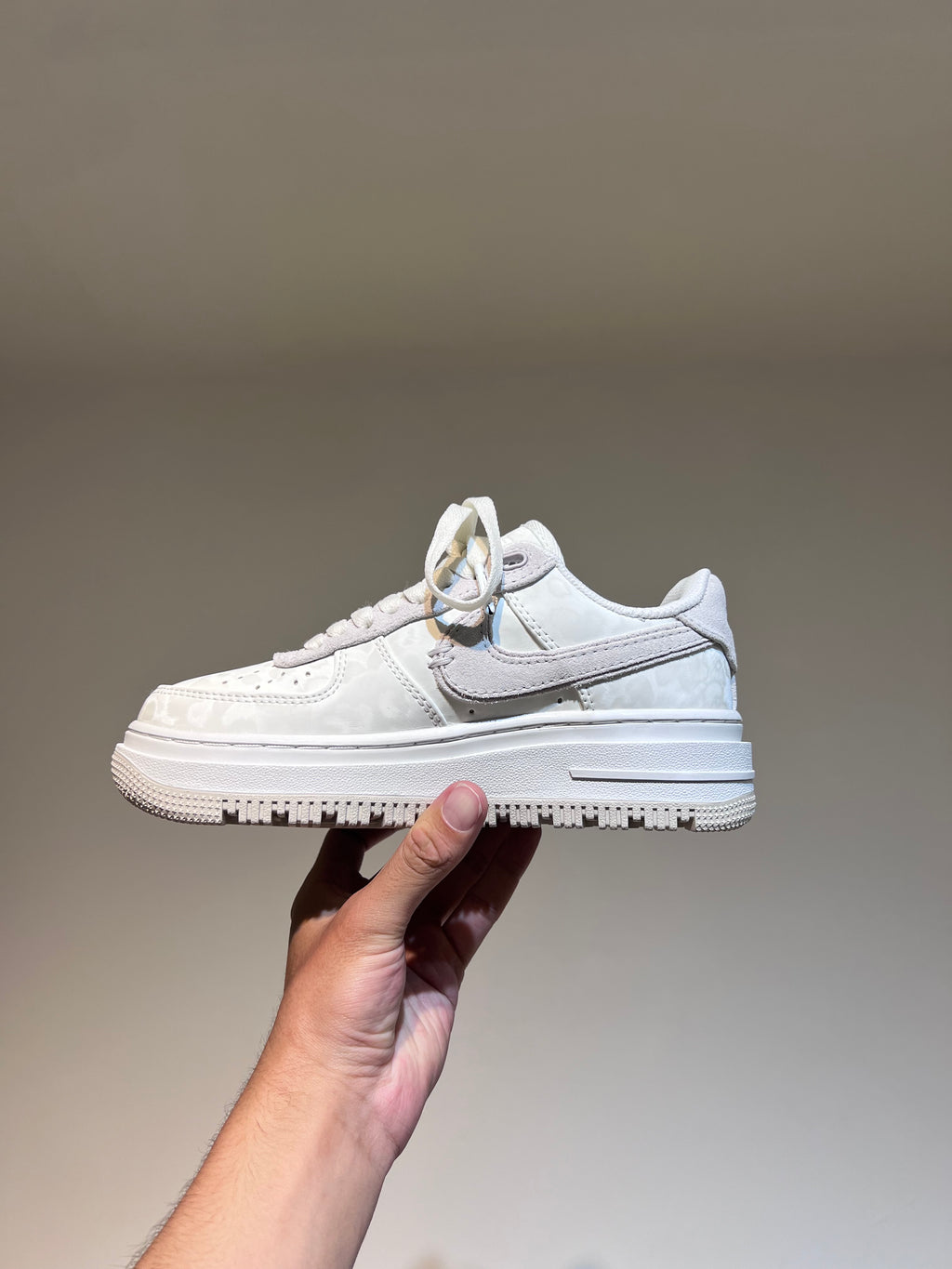 Nike AF1 Air Force 1 Luxe Summit