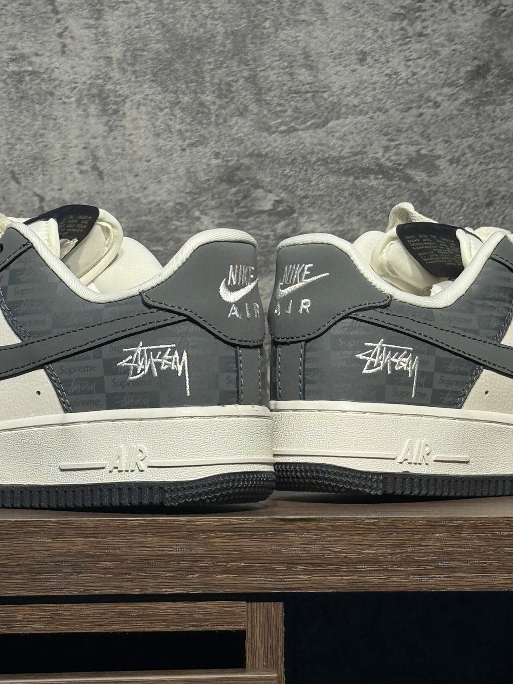 Nike Air Force 1 x Stussy