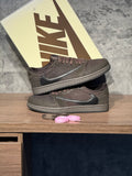 Jordan retro 1 low x Travis Scott “Velvet Brown”