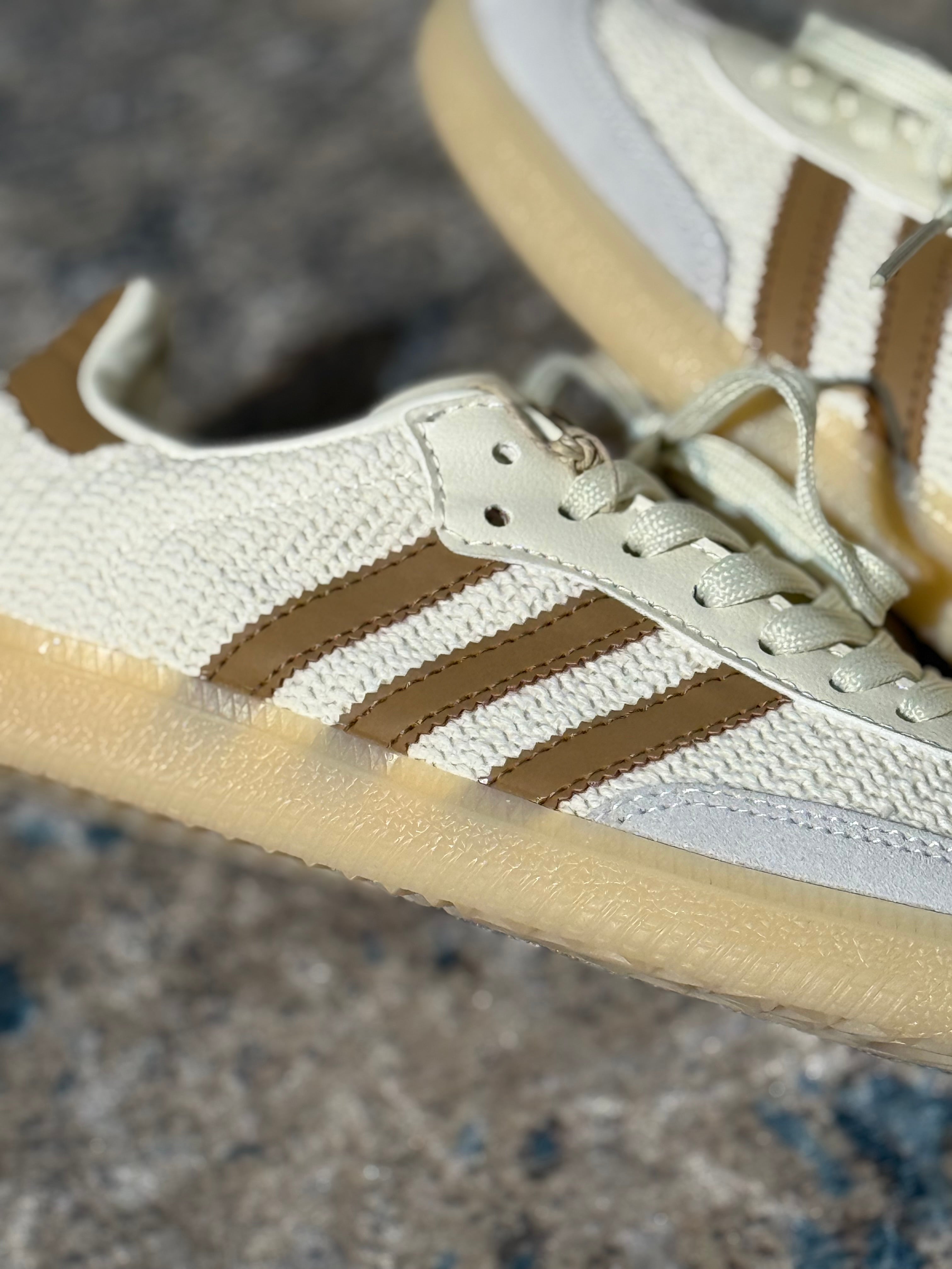 Adidas Samba fique “Cream”